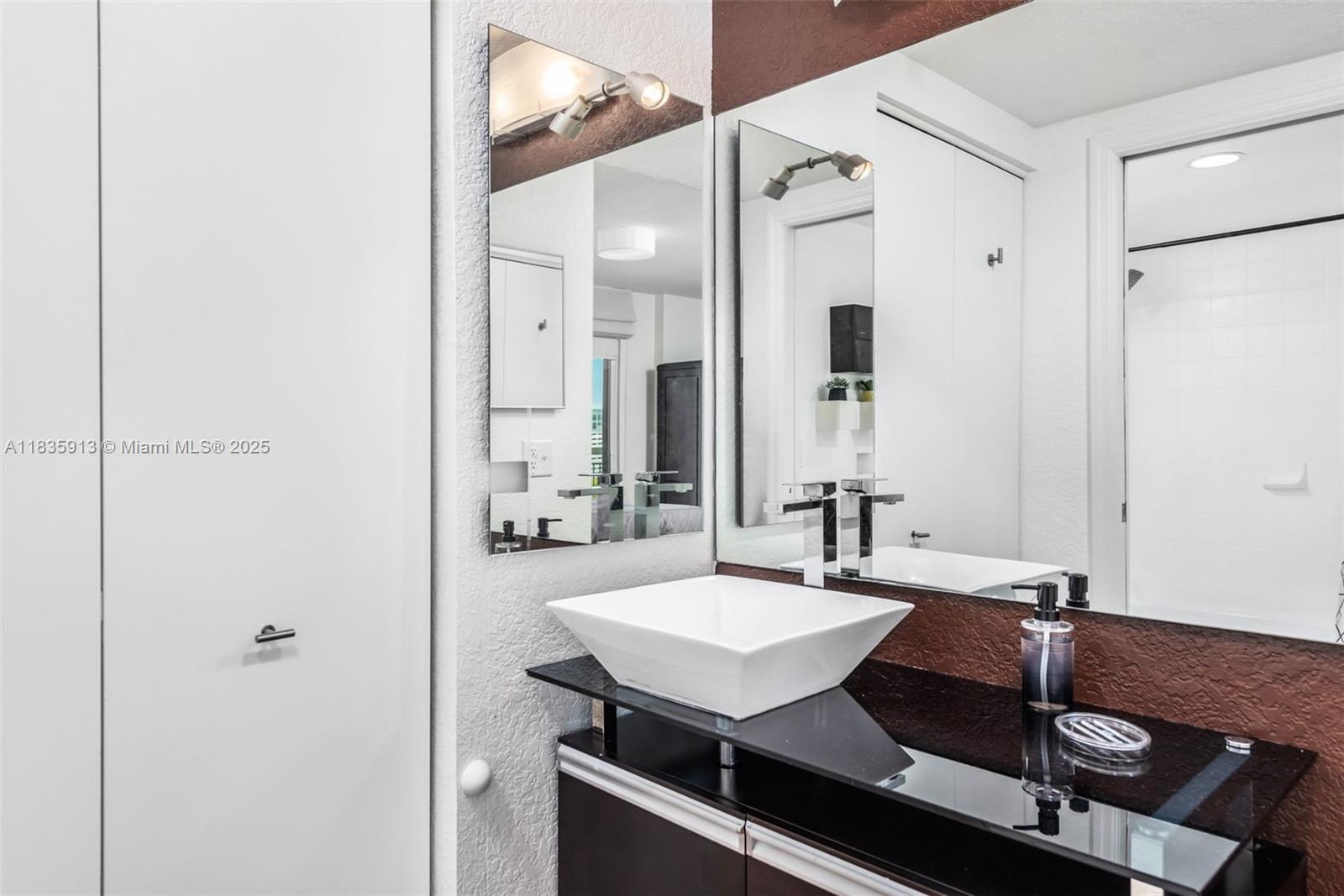 SEYBOLD POINTE CONDO - Residential