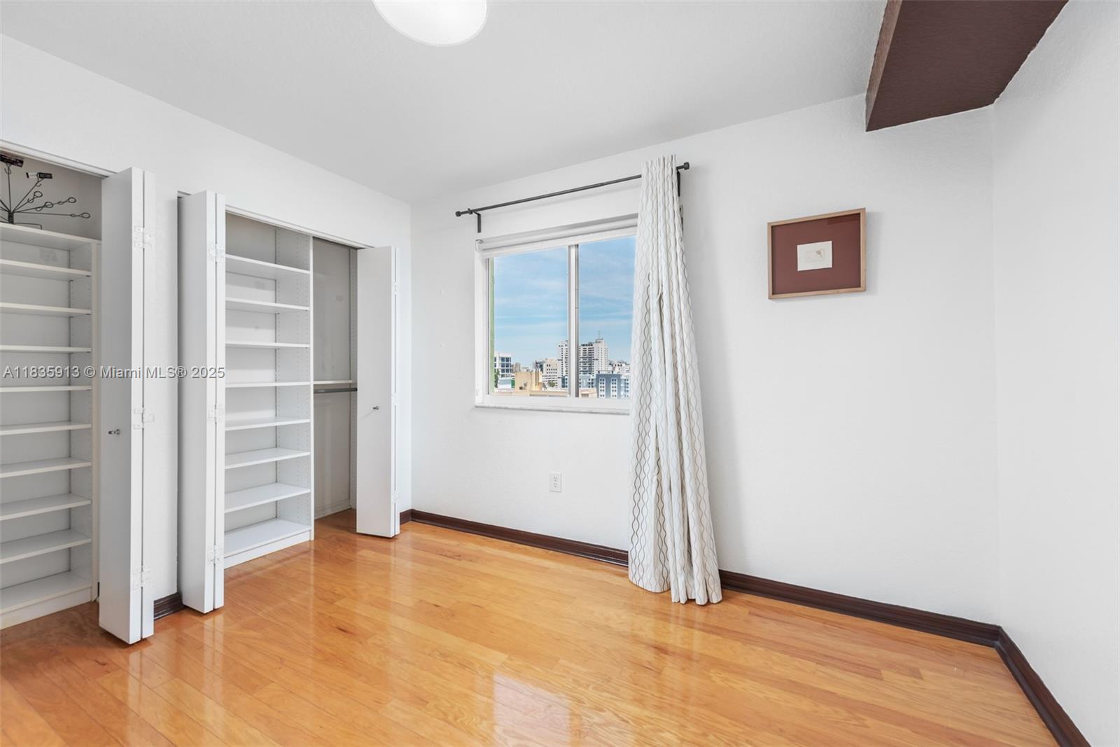 SEYBOLD POINTE CONDO - Residential