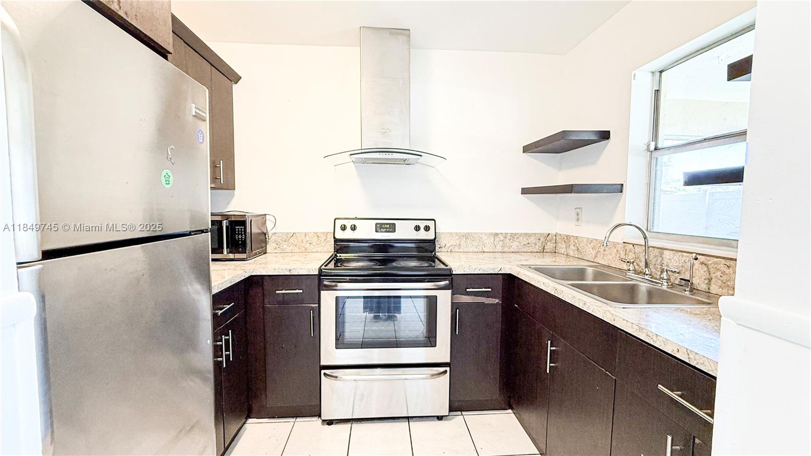 LOCH LOMOND SEC 3 - Residential