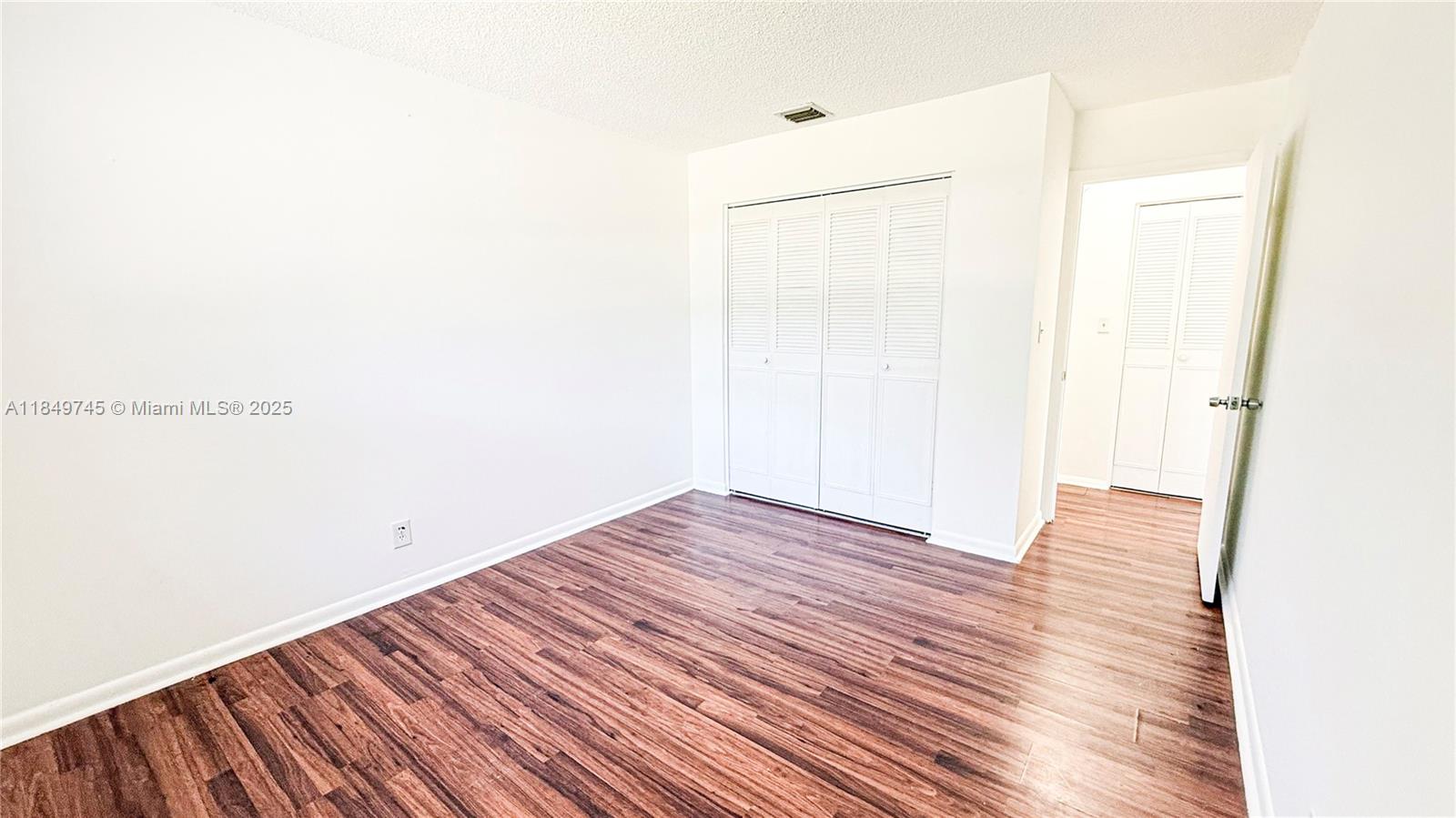 LOCH LOMOND SEC 3 - Residential