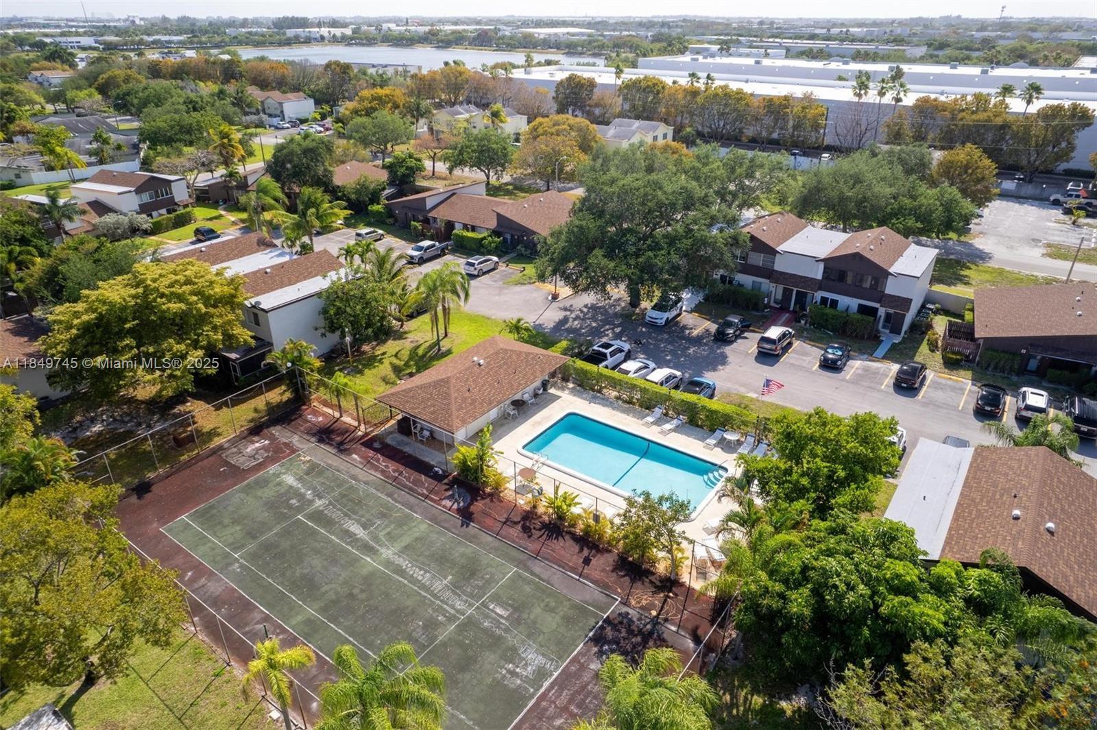 Beautifully upgraded 2-bed, 1.5-bath home in a gated Pompano Beach community. Features tile floors, a screened patio, and lots of natural light. Enjoy top amenities including a swimming pool and tennis courts. must see!