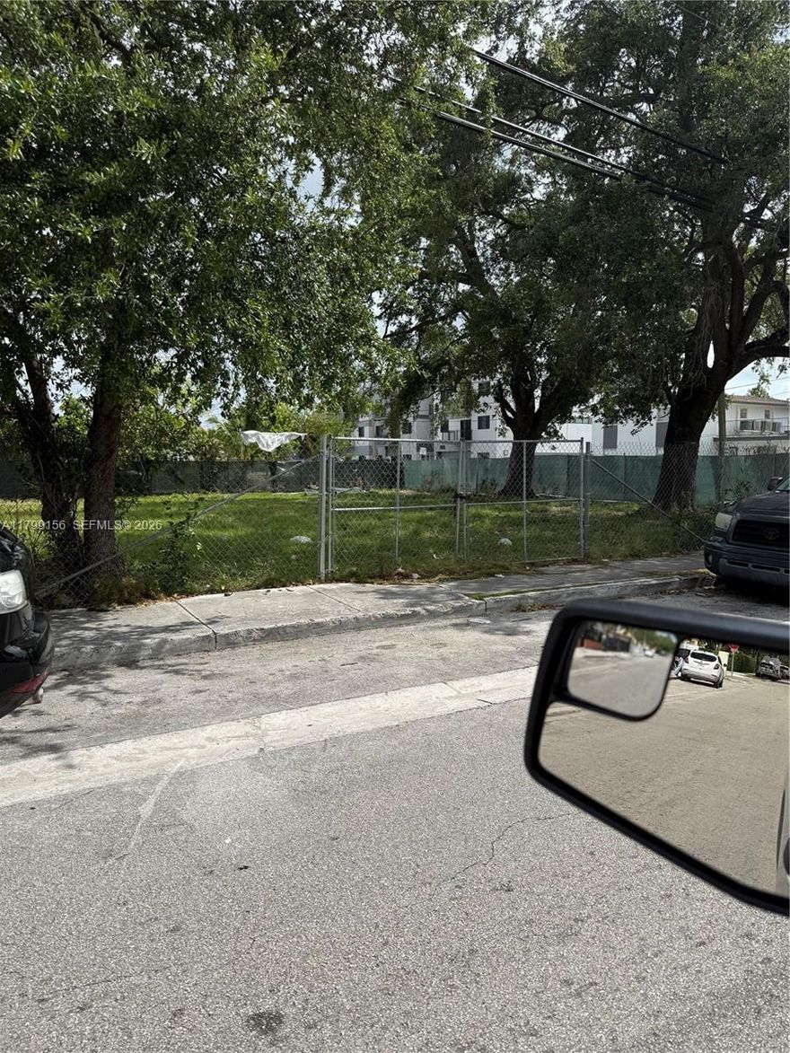 BUILD 6 APTS OR CONDOS IN THIS CLOSE TO EVERYTHING THAT MATTERS LOCATION 
WATER AND SEWER ABUTTING SITE
APPLY FOR A COVENANT IN LIEU OF UNITY OF TITLE AND SELL THEM AS SEPARATE CONDO UNITS OR KEEP THEM AS AN APT. COMPLEX