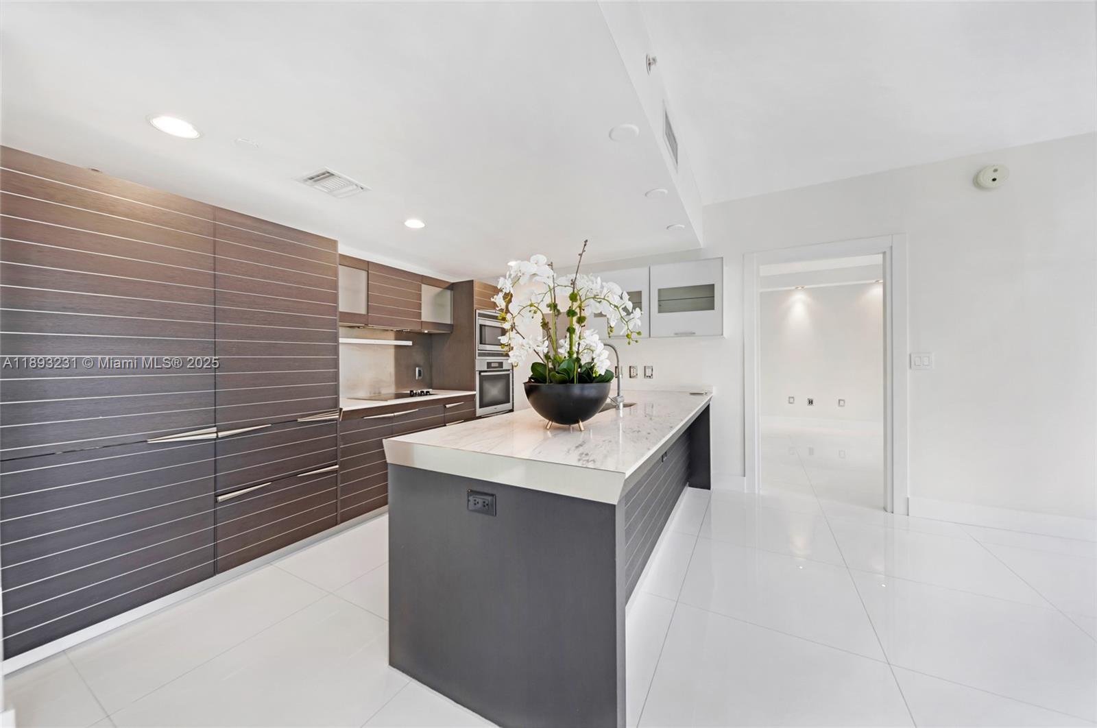 EPIC WEST CONDO - Residential Lease