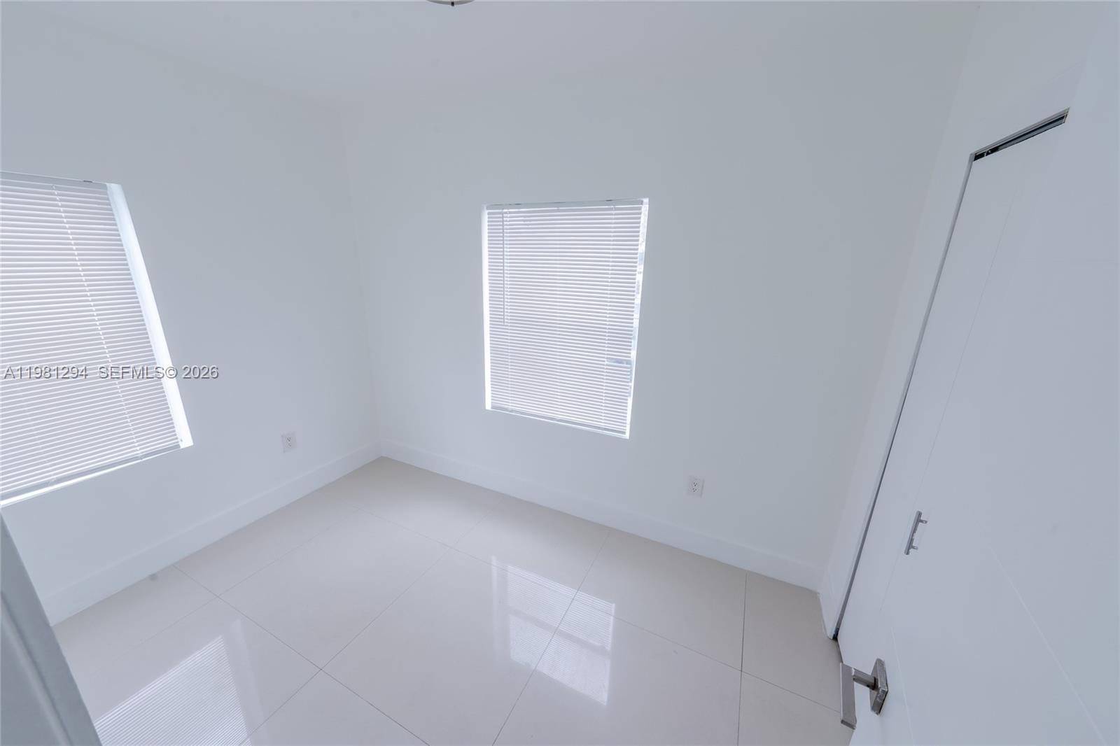 FEATHERSTONE RIDGE - Residential Lease