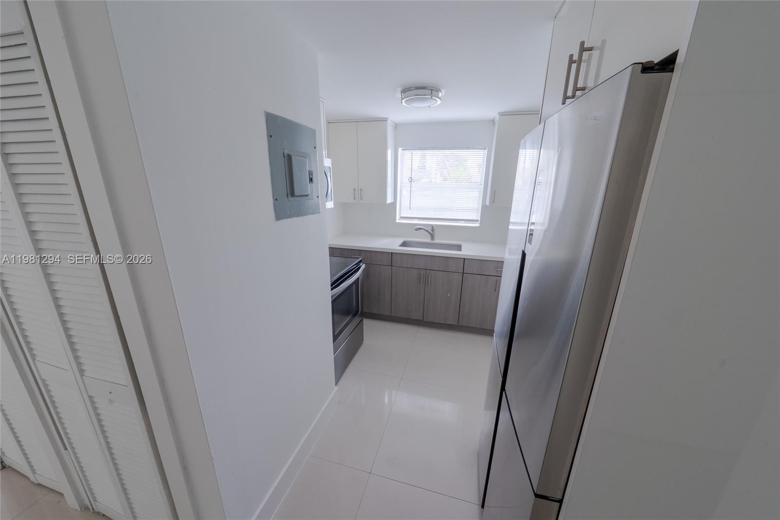 FEATHERSTONE RIDGE - Residential Lease