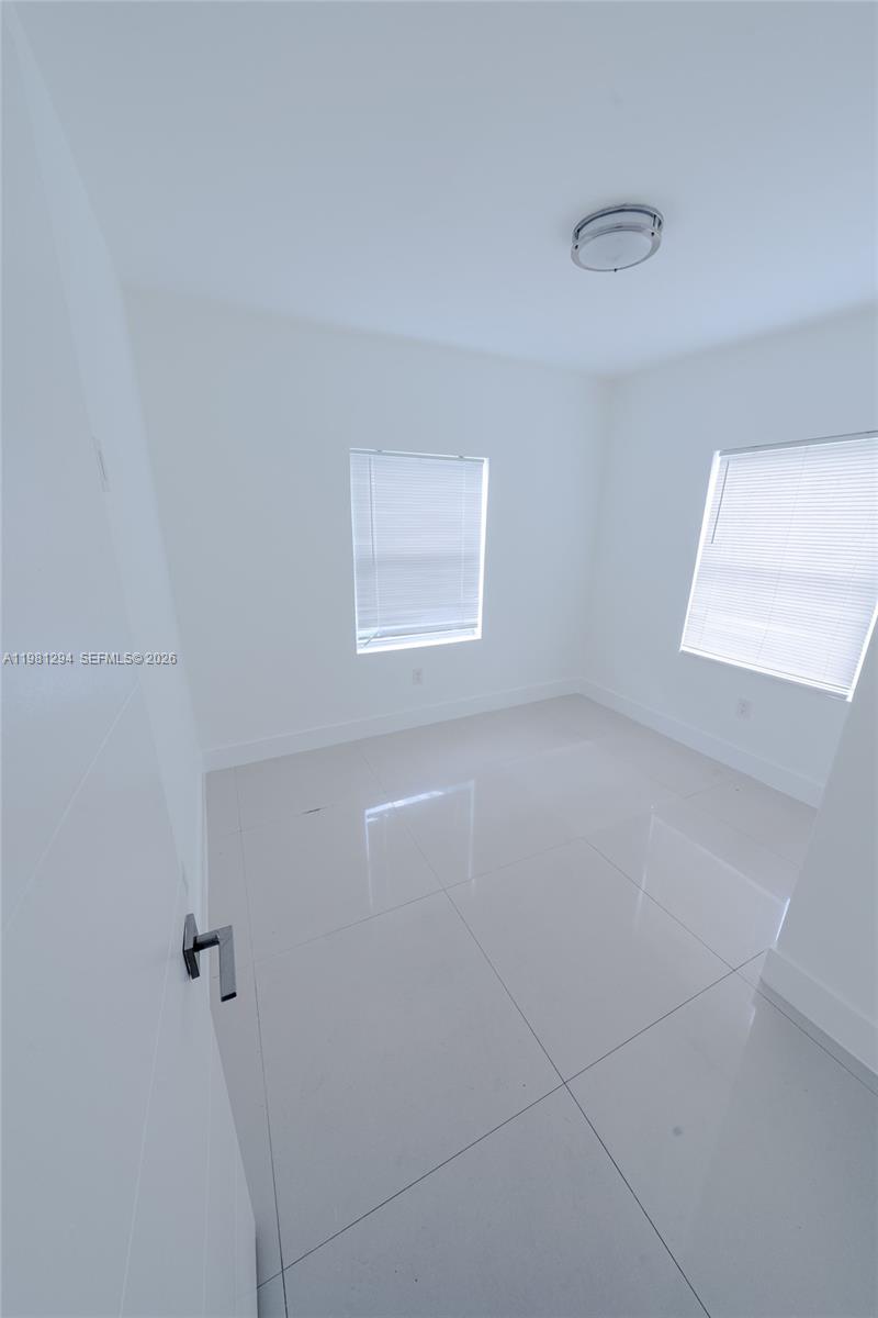 FEATHERSTONE RIDGE - Residential Lease