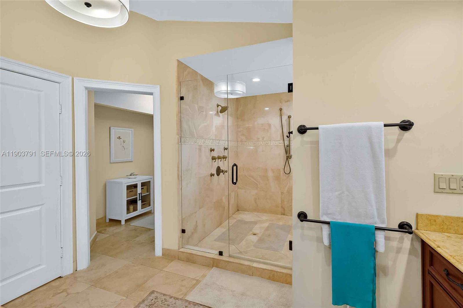 GORDON SHORES - Residential