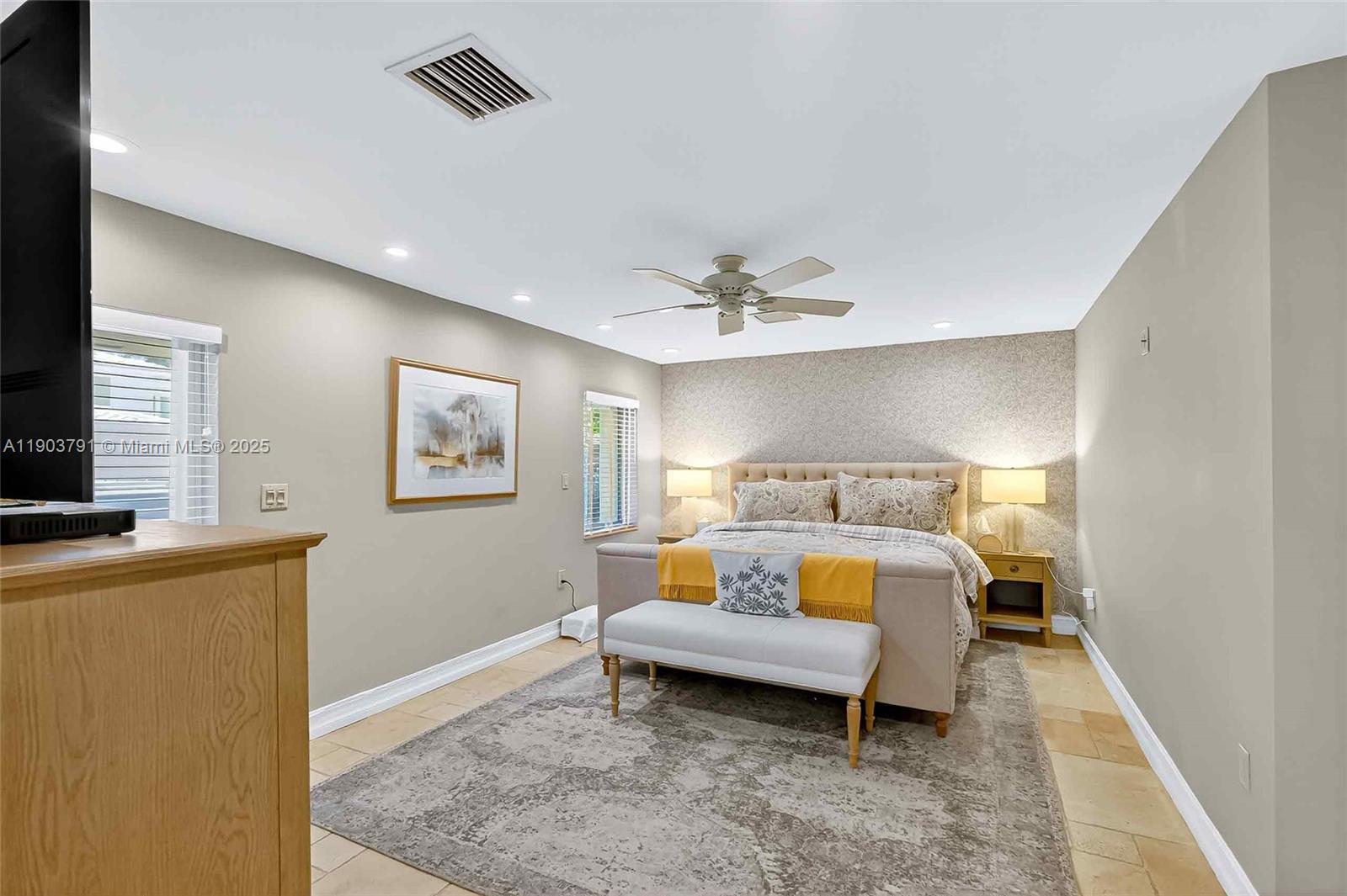 GORDON SHORES - Residential