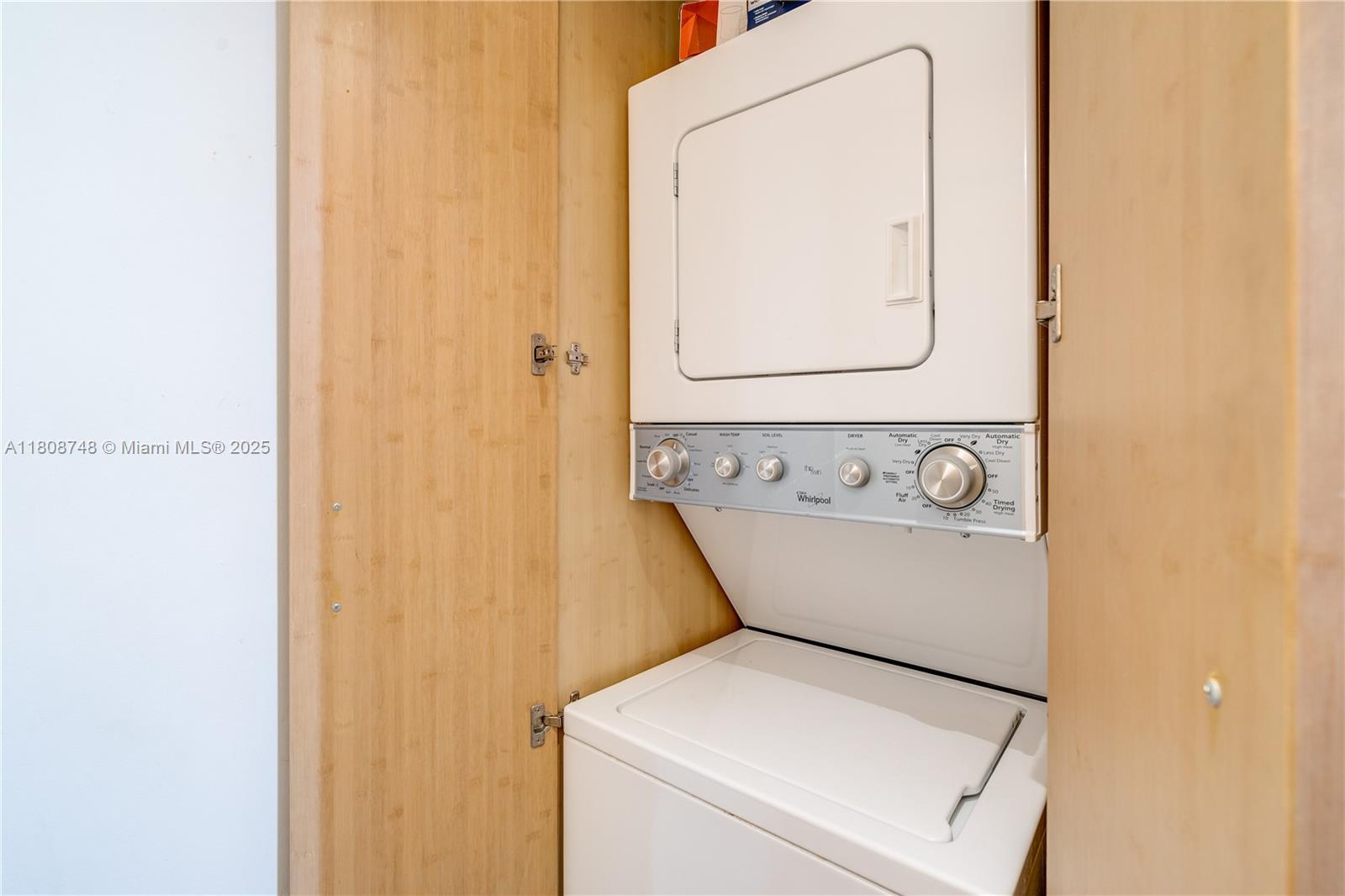 HARBOUR HOUSE - Residential Lease