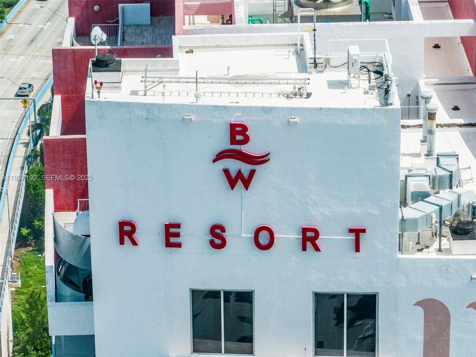 BEACHWALK CONDOMINIUM - Residential