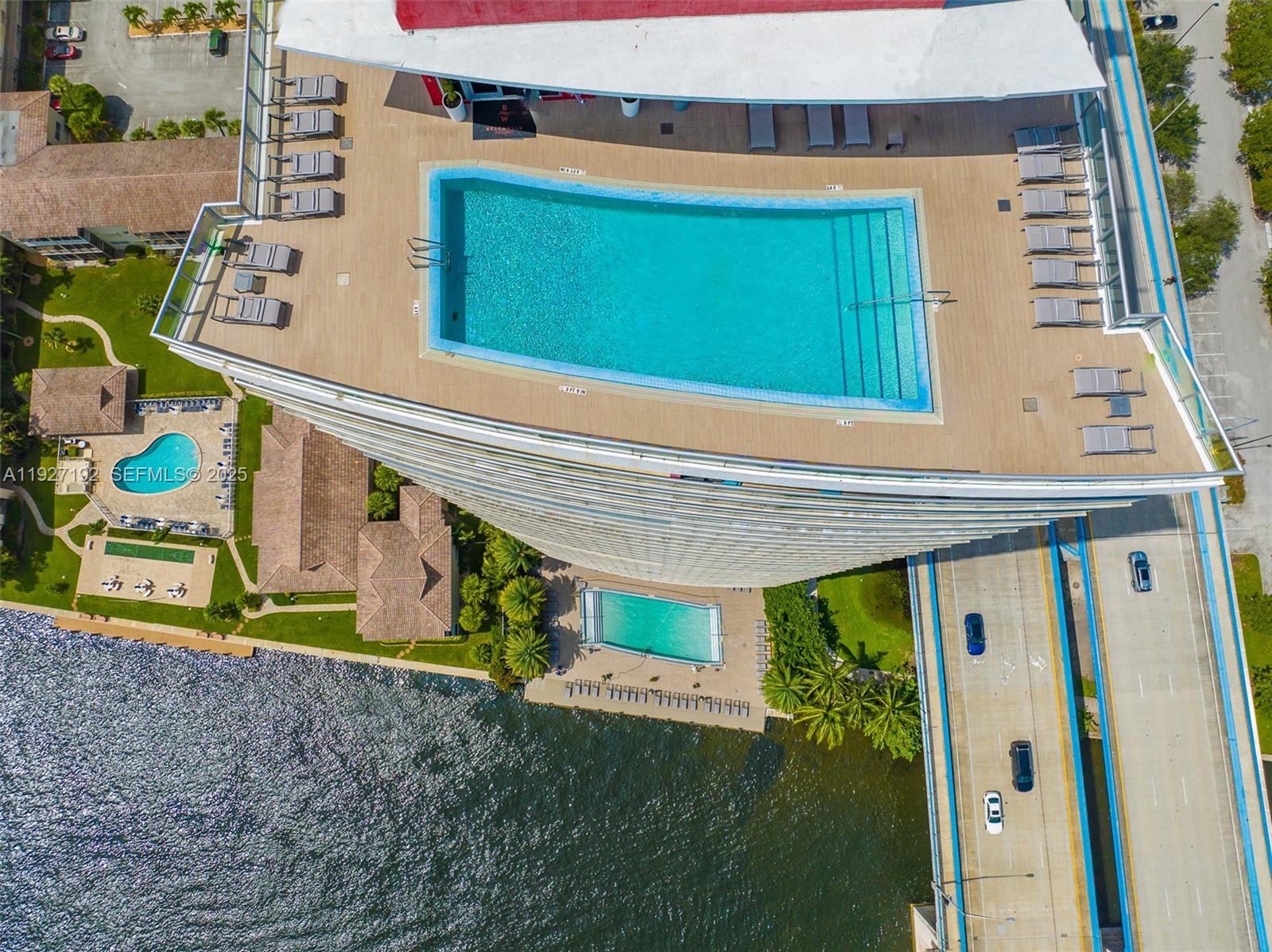 BEACHWALK CONDOMINIUM - Residential