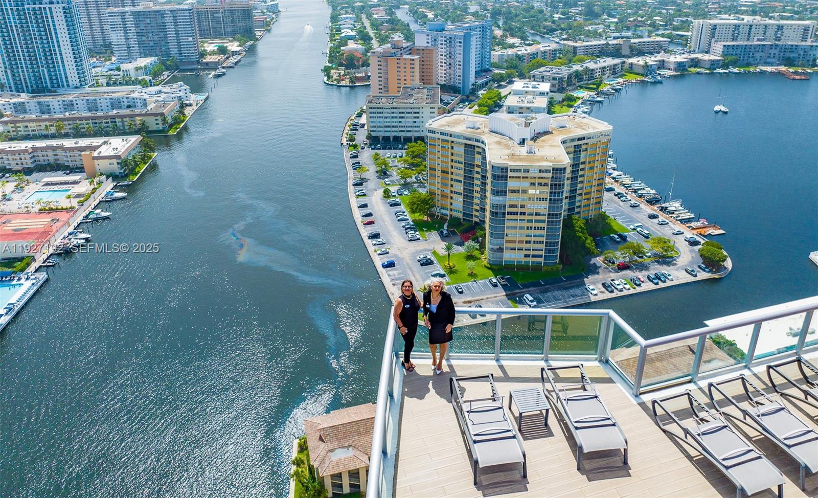 BEACHWALK CONDOMINIUM - Residential