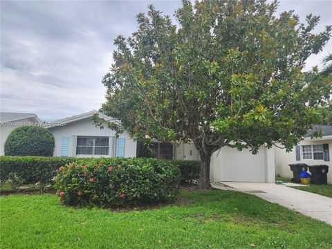 107 S 18th Ave S _ Lake Worth FL 33460