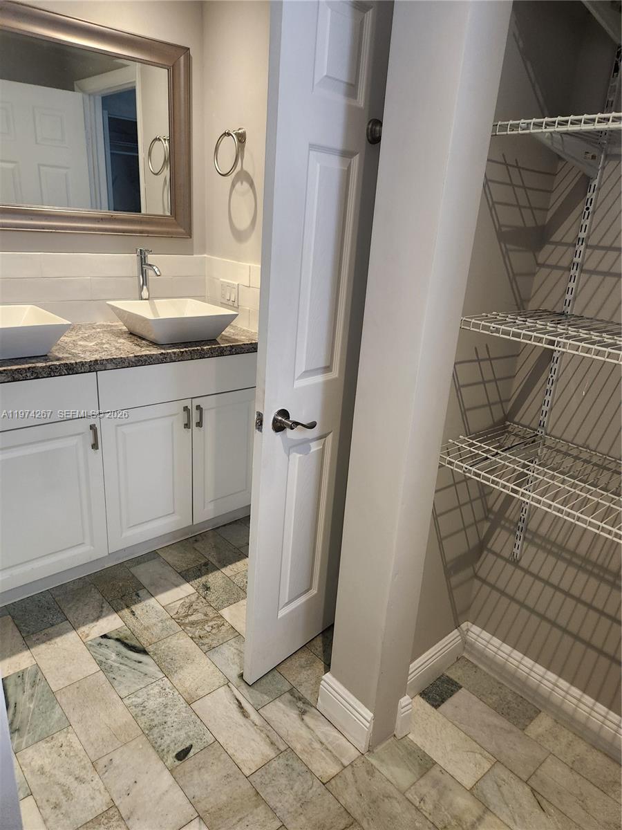 SOUTH PALM PARK - Residential Lease