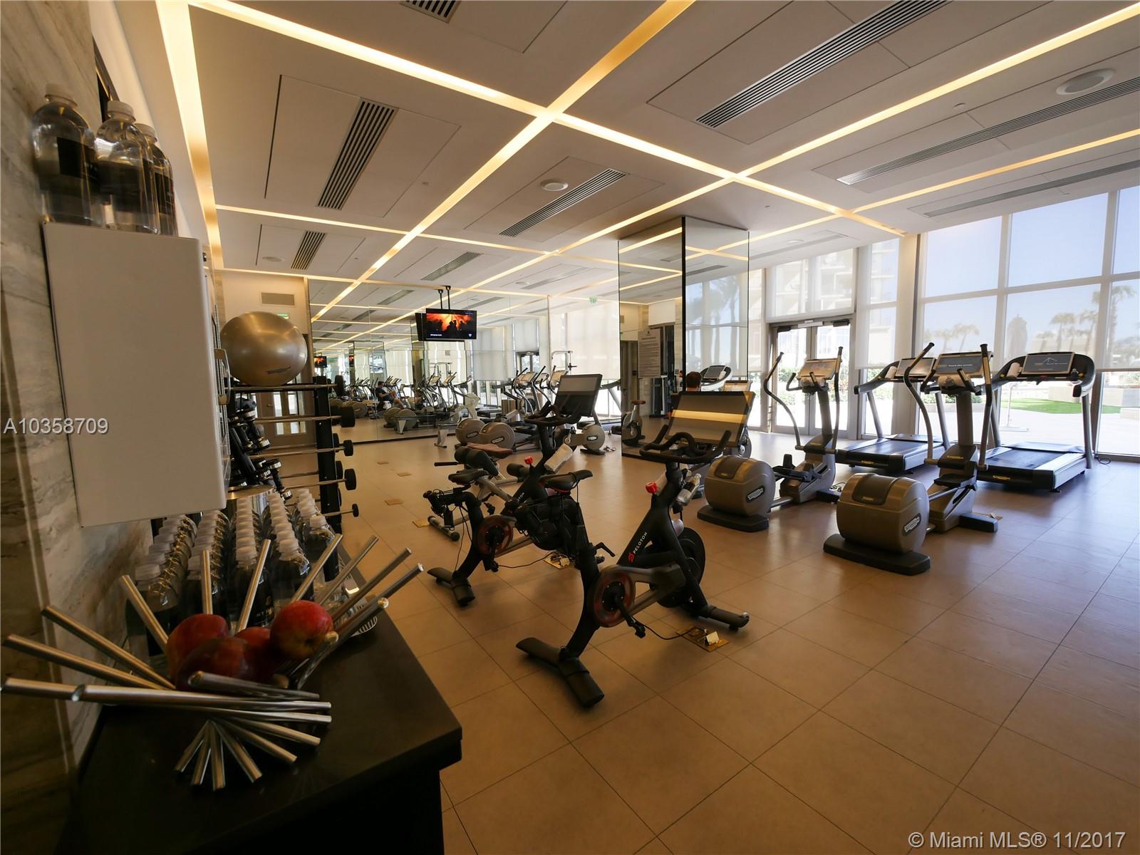 St. Regis Bal Harbour - Residential