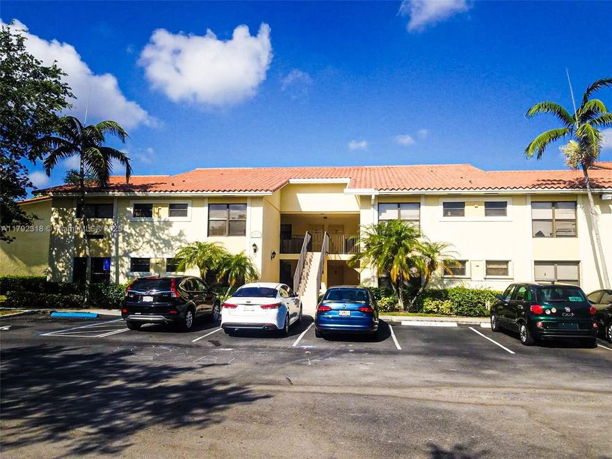 AMAZING UNIT OPPORTUNITY ON THE 1st floor WITH 2 bed/ 2 bath with lake view. 
**SELLER MOTIVATED**  Tile Throughout. Investor friendly, can be rented immediately after purchase! quick approval. Palm Beach Grande is favored for it's many amenities and proximity to the regions best shopping, restaurants, middle and elementary schools all within walking distance! Not age restrictions, Not pet restrictions, long list of tenants waiting to be here Great association maintenance. Water and Cable included. 
**GREAT OPPORTUNITY TO LIVE OR FOR INVESTMENT**  
Community pool and tennis court. Do not miss it! WASHER AND DRYER INSIDE THE UNIT.  Community Requires 600 credit score.  
Building Amenities: Basketball, Tennis Court, Doorman, Gym, Laundry in Building, Pool, Tennis. 
Request a Video Tour!