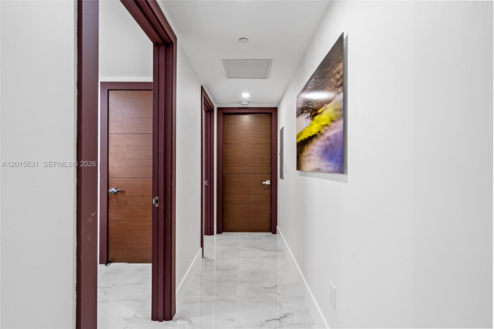 ICONBRICKELL CONDO NO 1 - Residential
