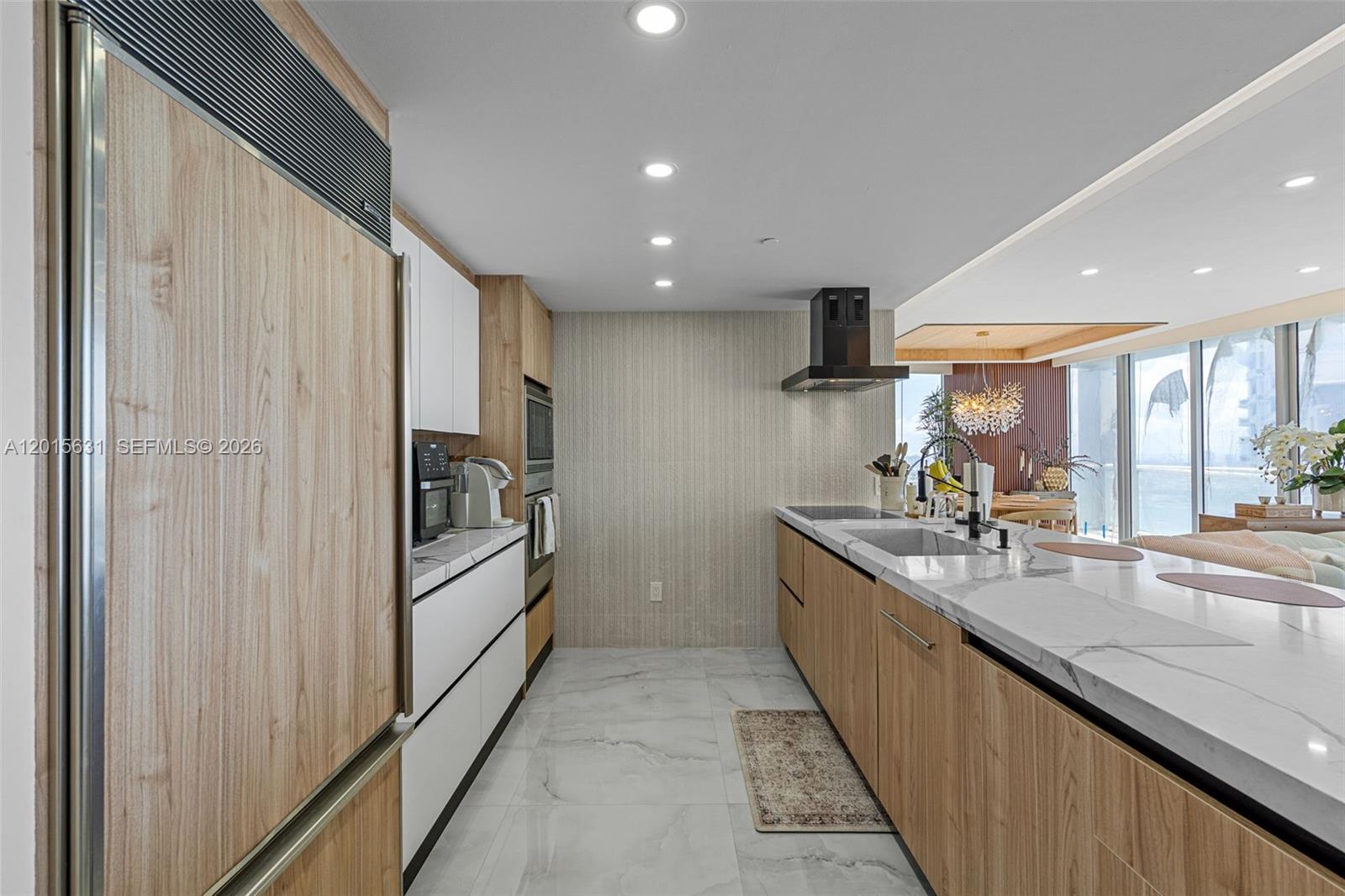 ICONBRICKELL CONDO NO 1 - Residential