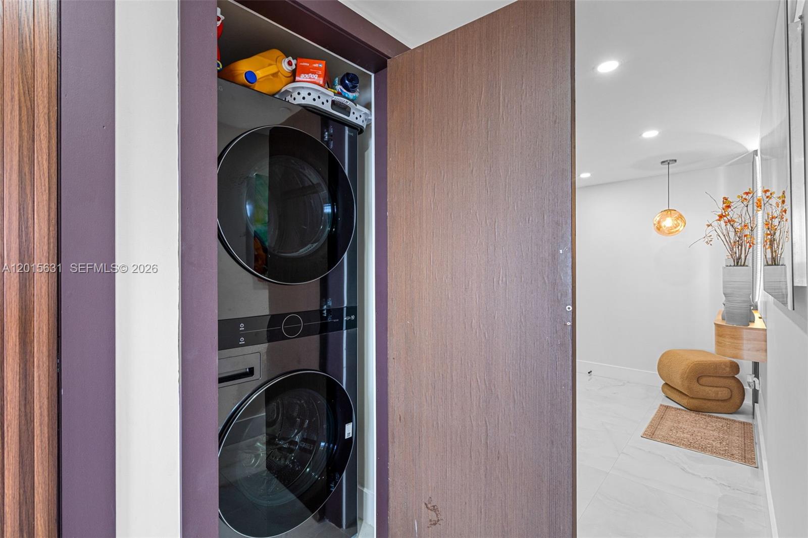 ICONBRICKELL CONDO NO 1 - Residential