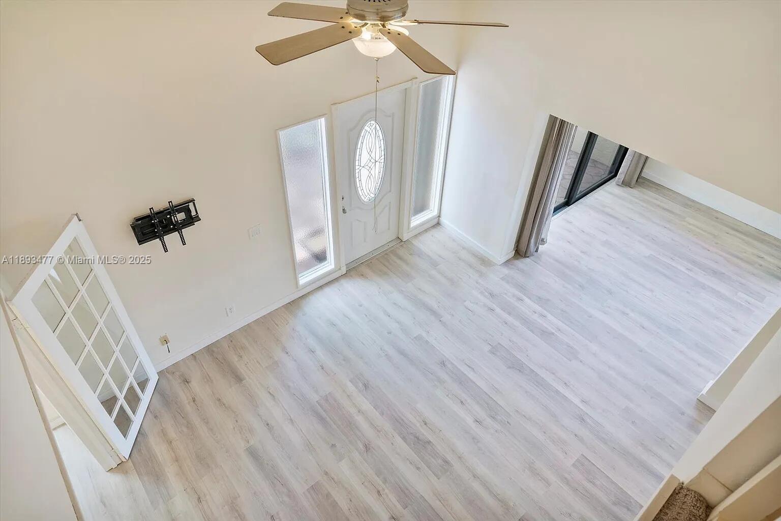 MARINER VILLAGE TH CONDO - Residential Lease