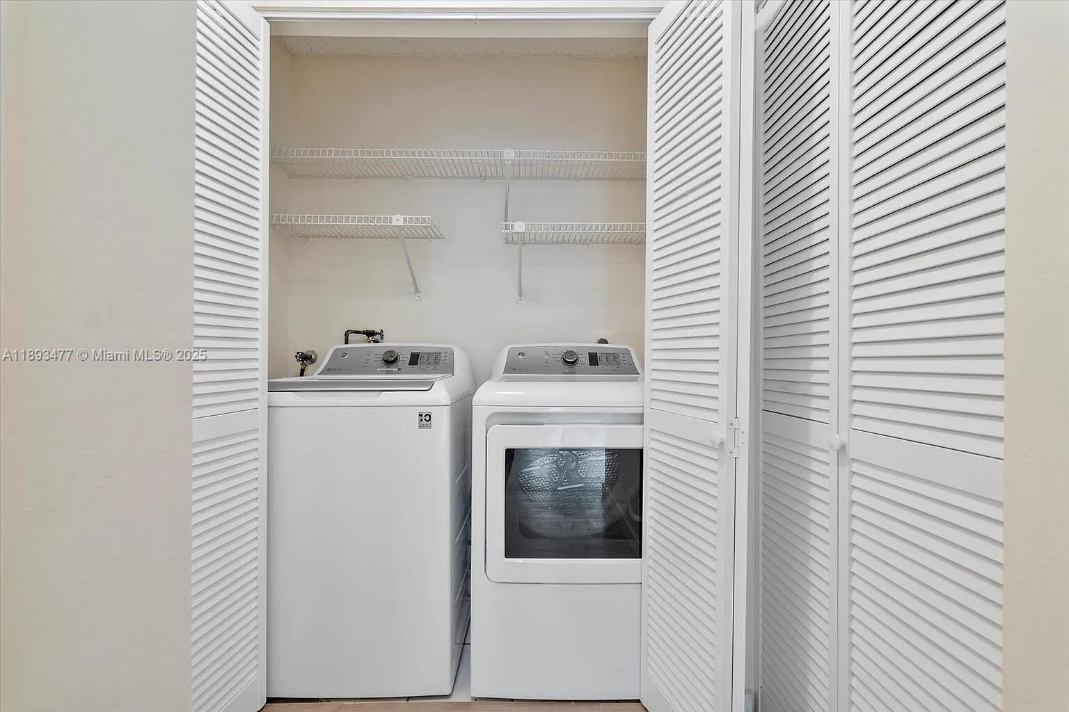 MARINER VILLAGE TH CONDO - Residential Lease