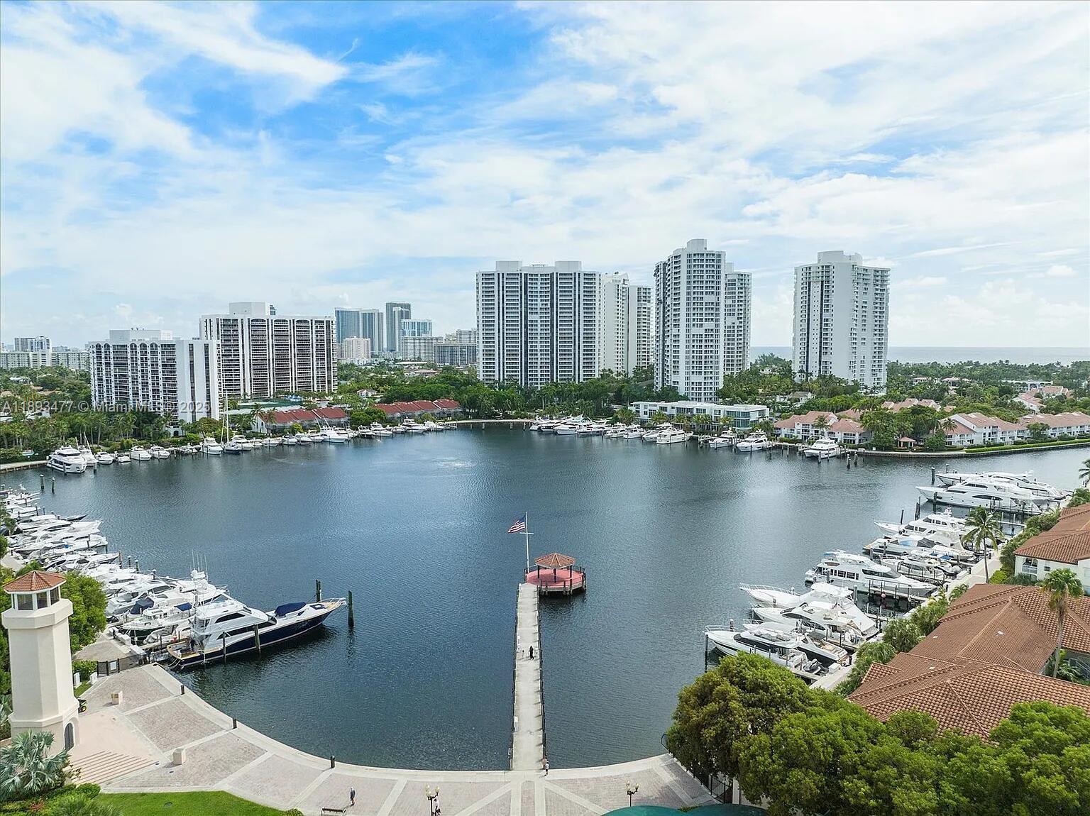 MARINER VILLAGE TH CONDO - Residential Lease
