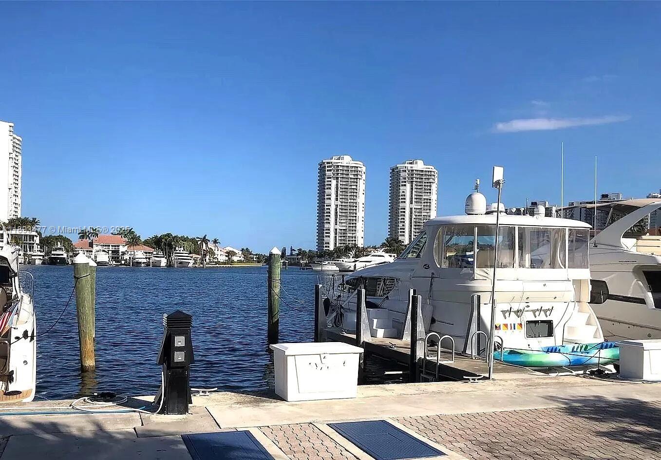 MARINER VILLAGE TH CONDO - Residential Lease