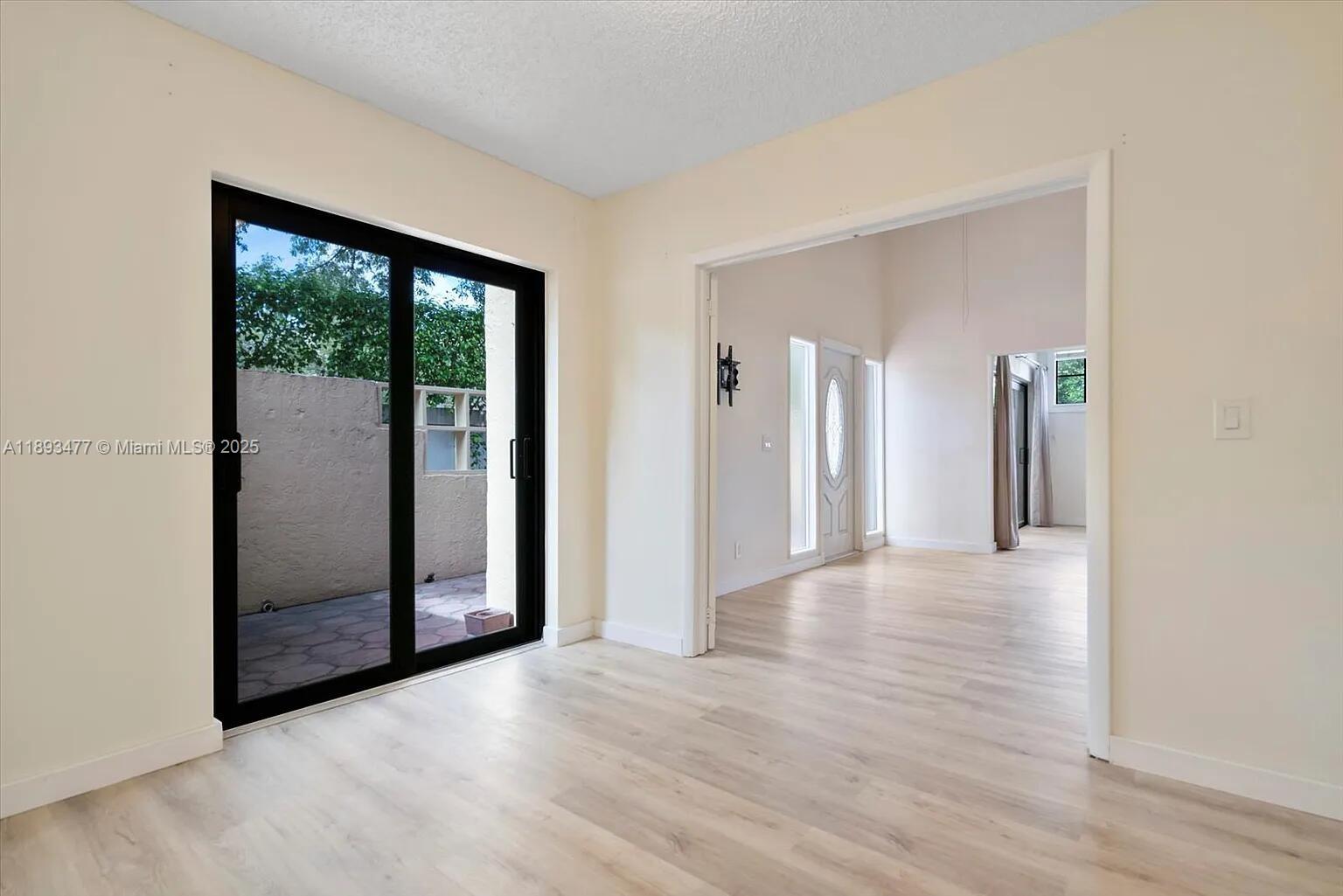 MARINER VILLAGE TH CONDO - Residential Lease