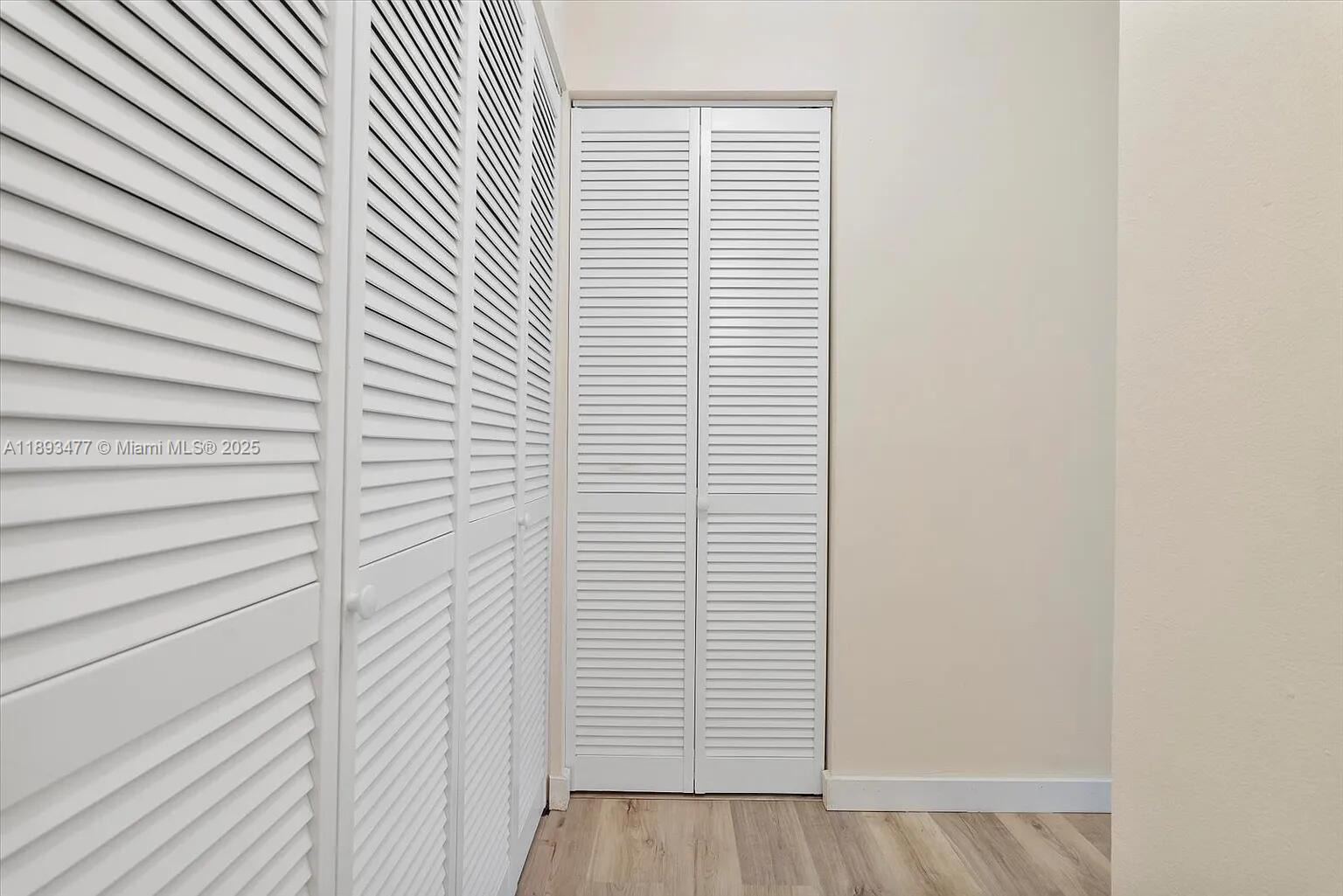 MARINER VILLAGE TH CONDO - Residential Lease