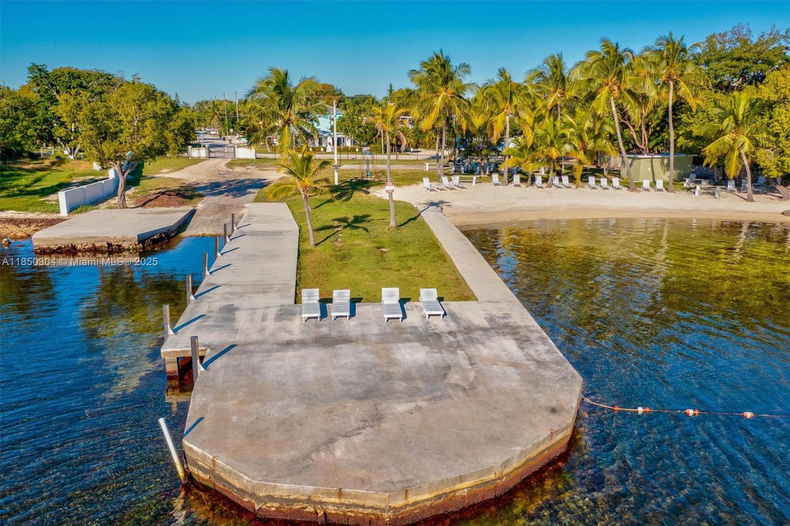 LARGO SOUND PARK - Residential Lease