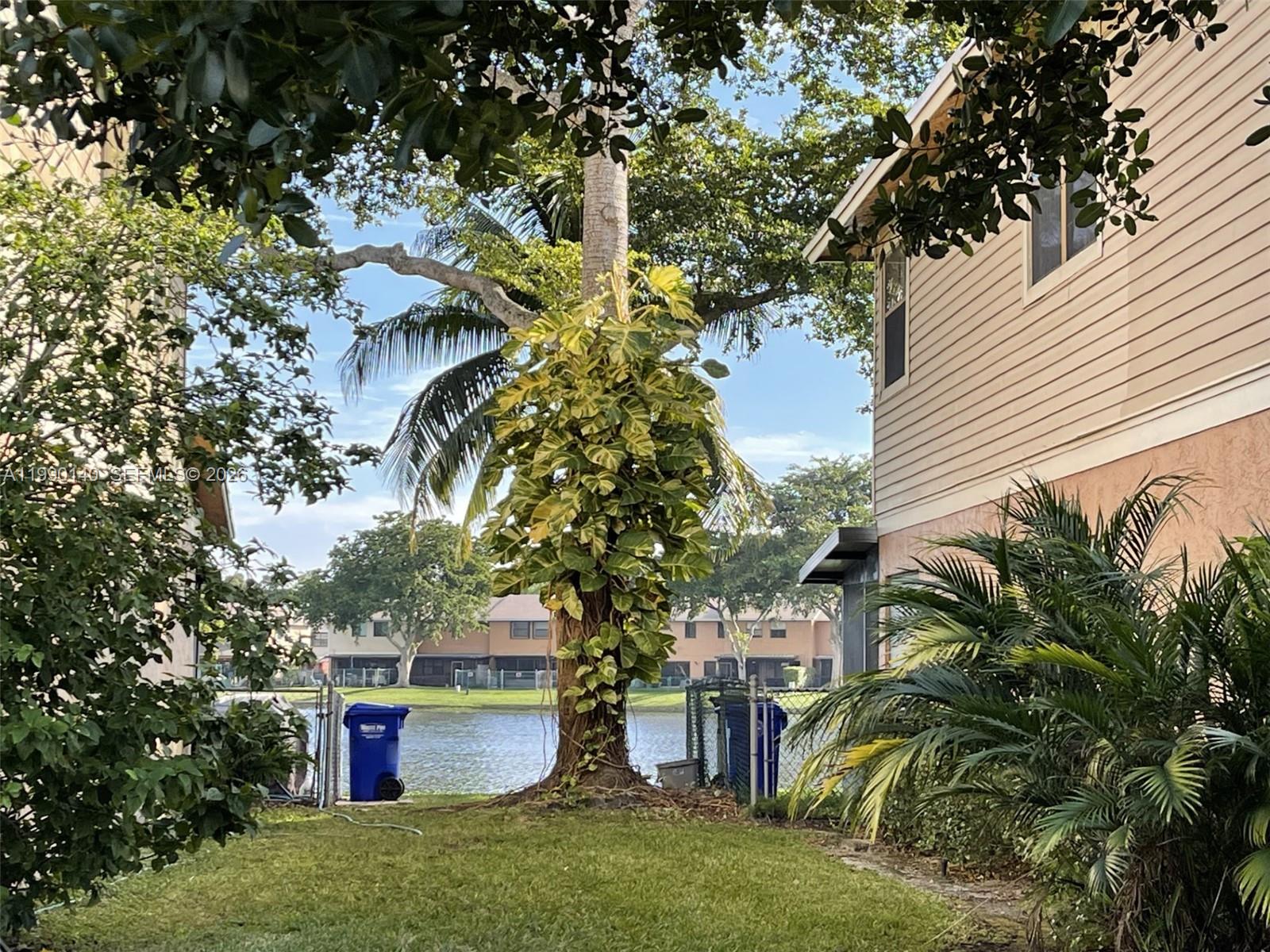 PEMBROKE POINTE SECTION T - Residential Lease