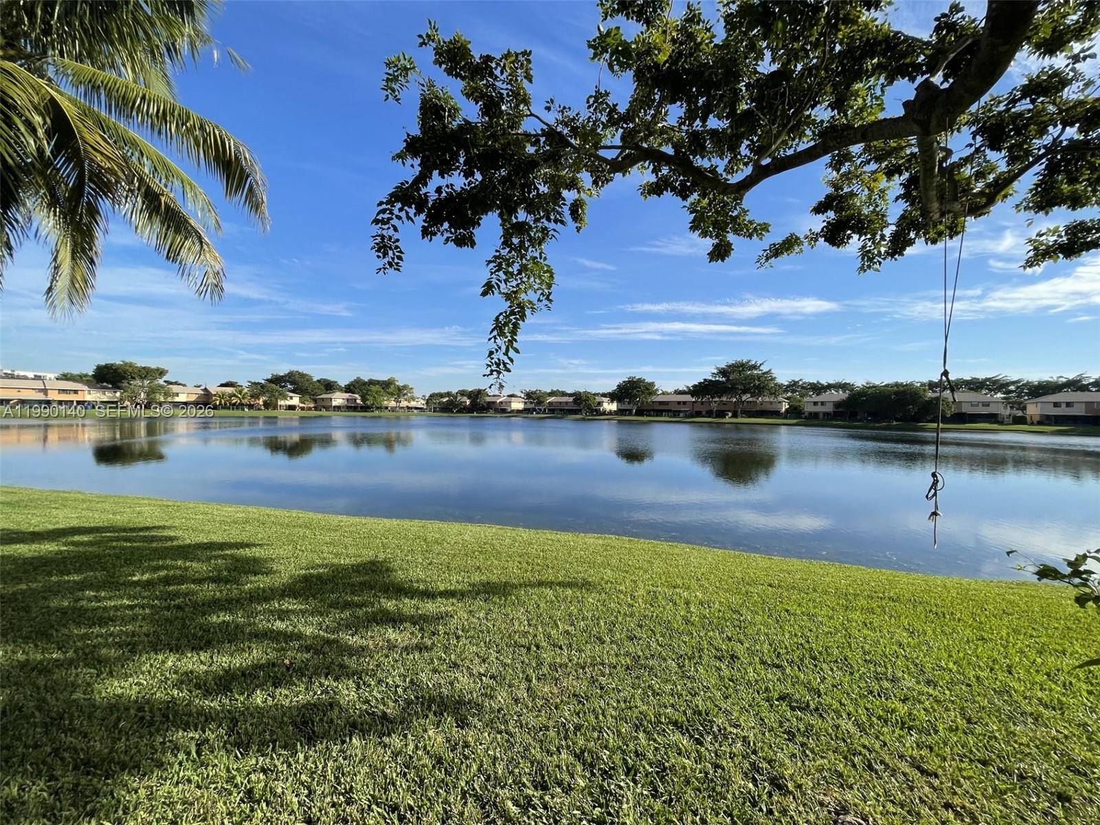 PEMBROKE POINTE SECTION T - Residential Lease