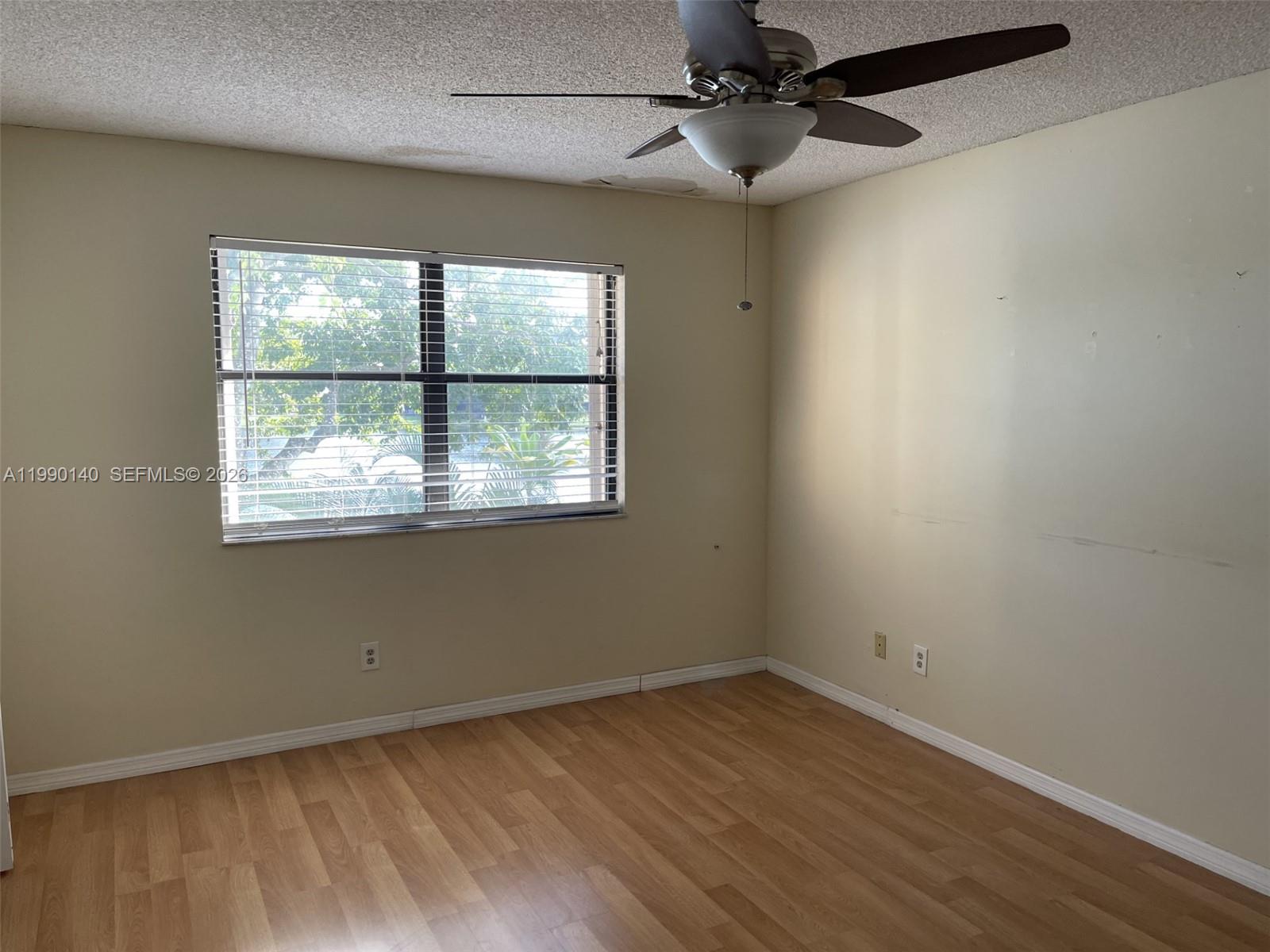 PEMBROKE POINTE SECTION T - Residential Lease