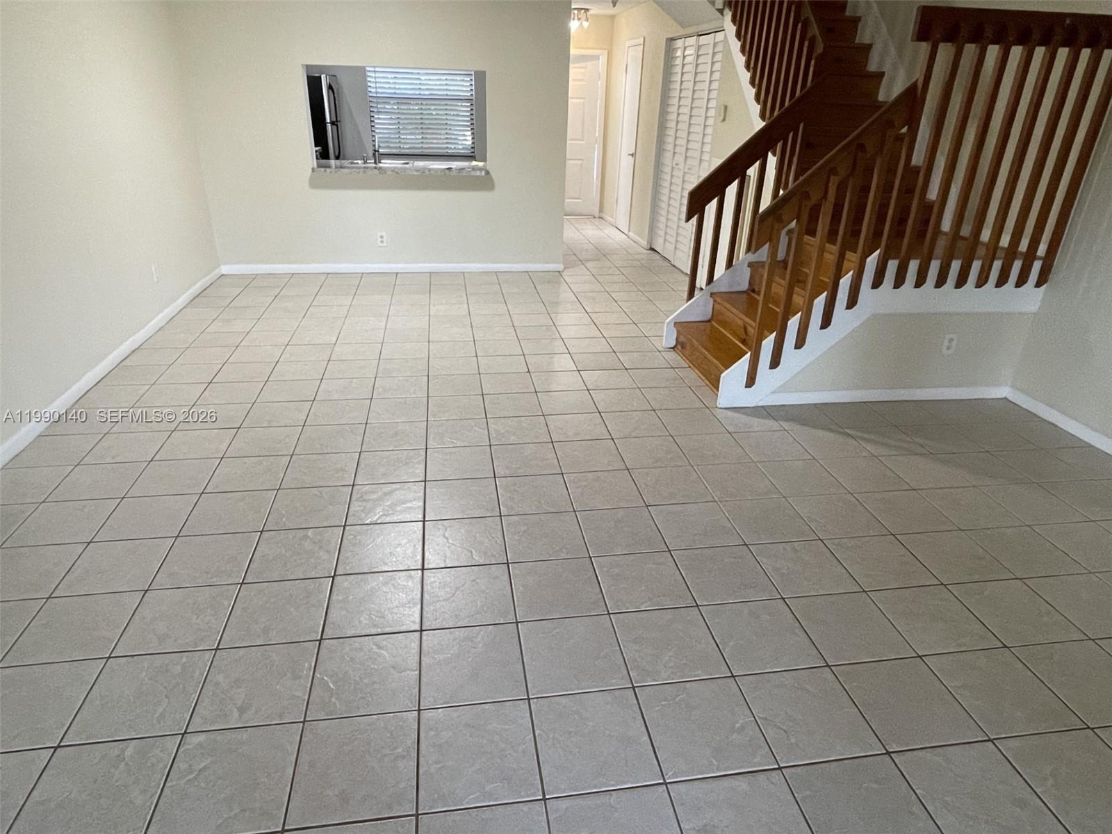 PEMBROKE POINTE SECTION T - Residential Lease