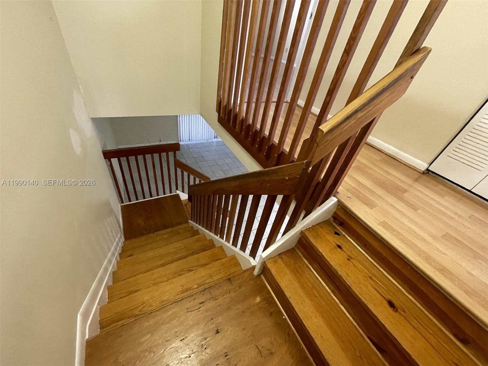 PEMBROKE POINTE SECTION T - Residential Lease