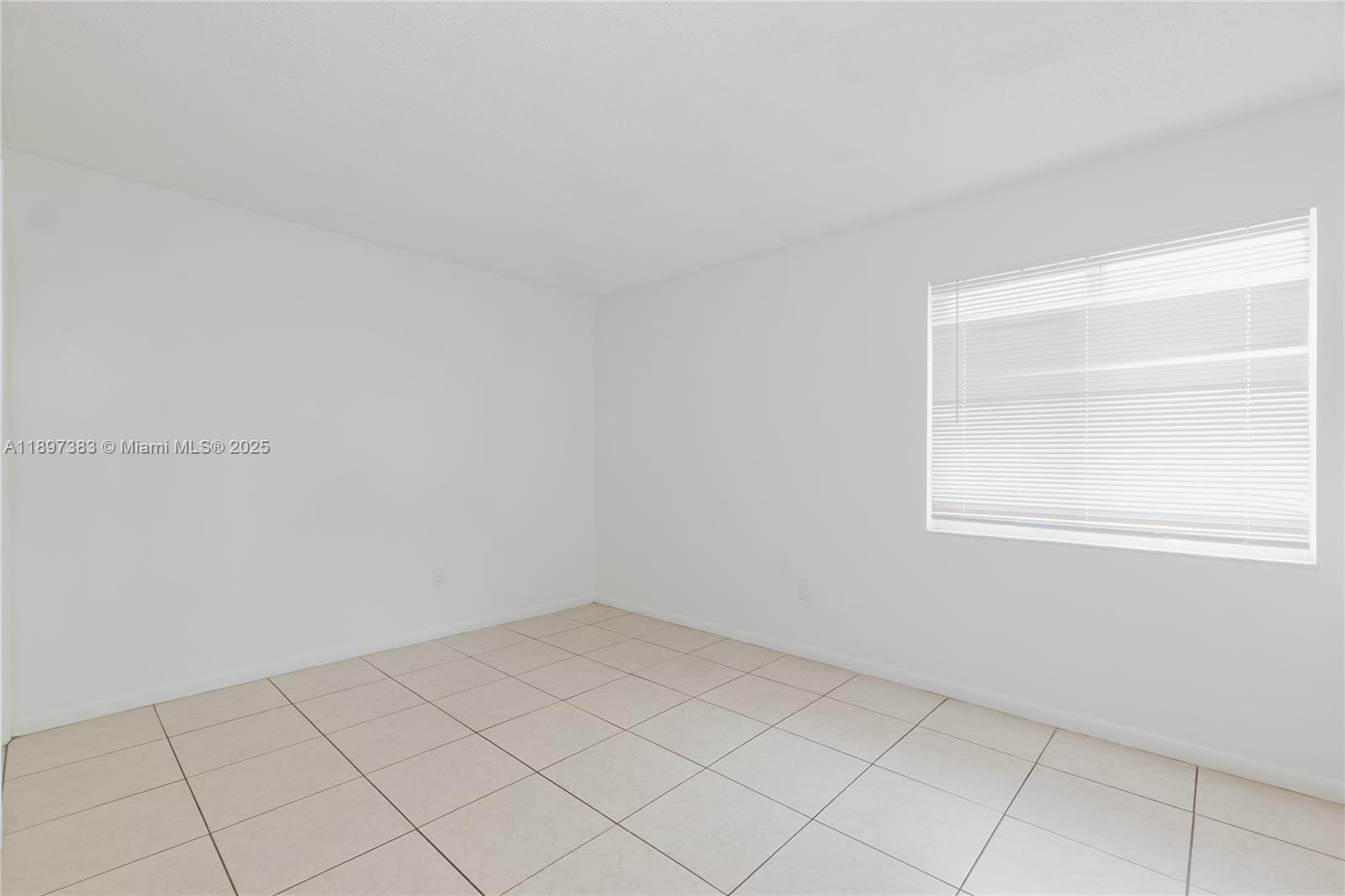 LAKEVIEW ESTATES CONDO - Residential Lease