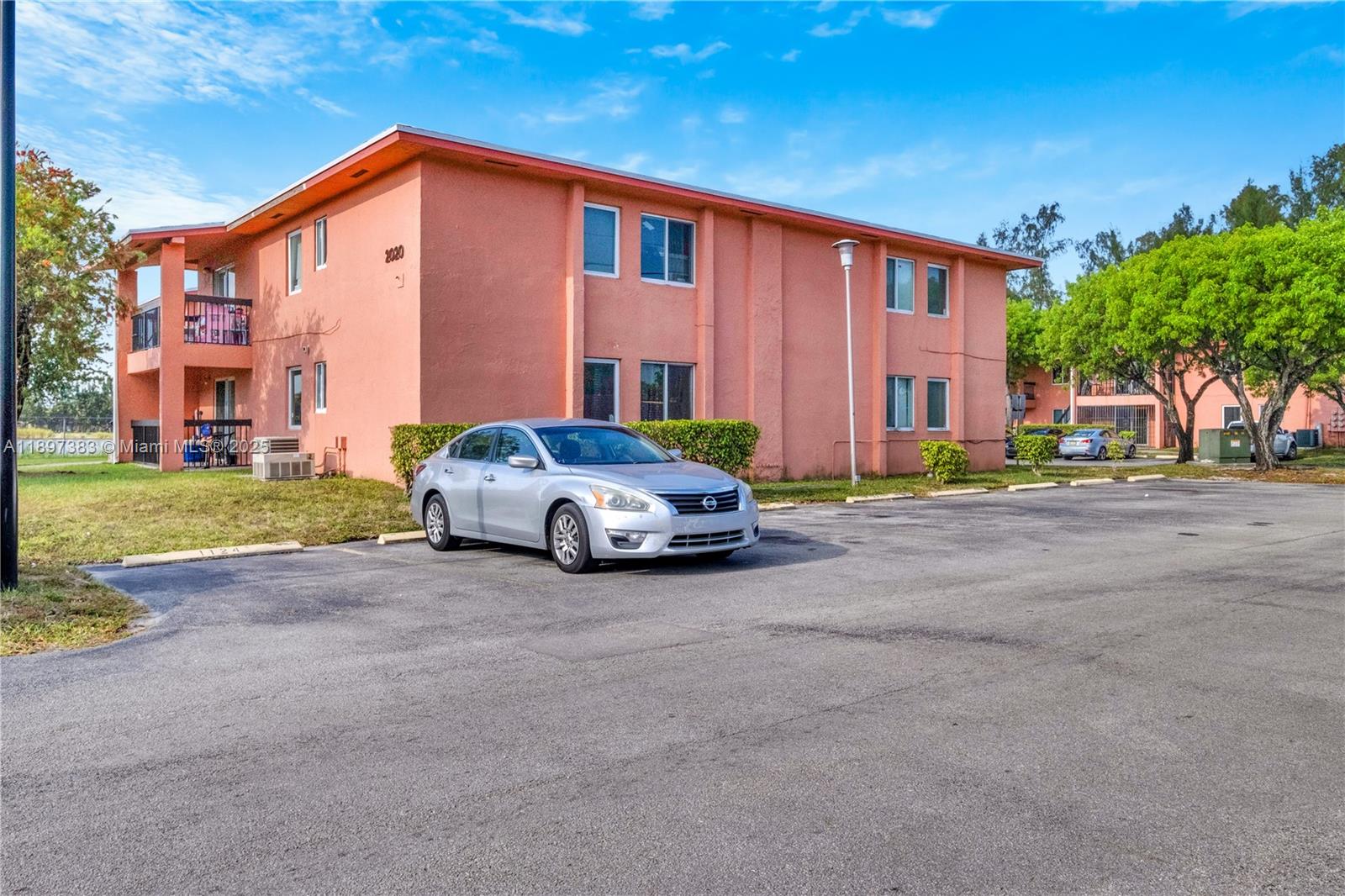 LAKEVIEW ESTATES CONDO - Residential Lease