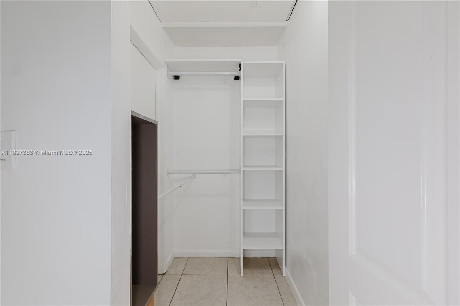 LAKEVIEW ESTATES CONDO - Residential Lease