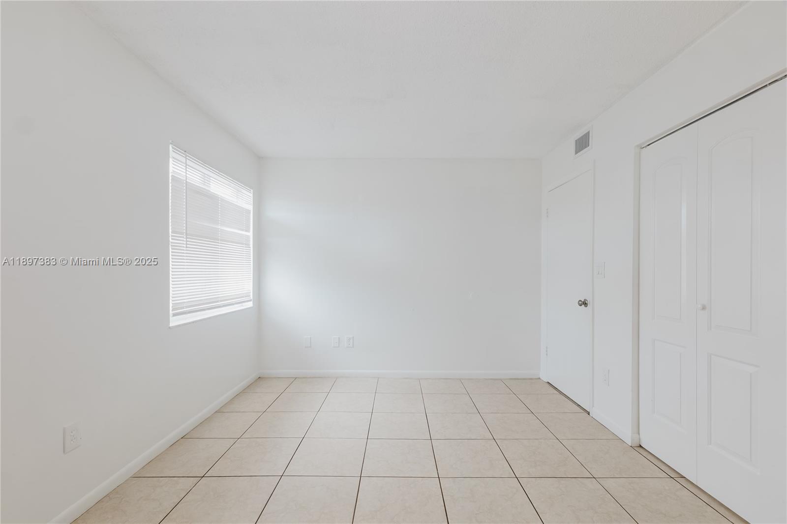 LAKEVIEW ESTATES CONDO - Residential Lease