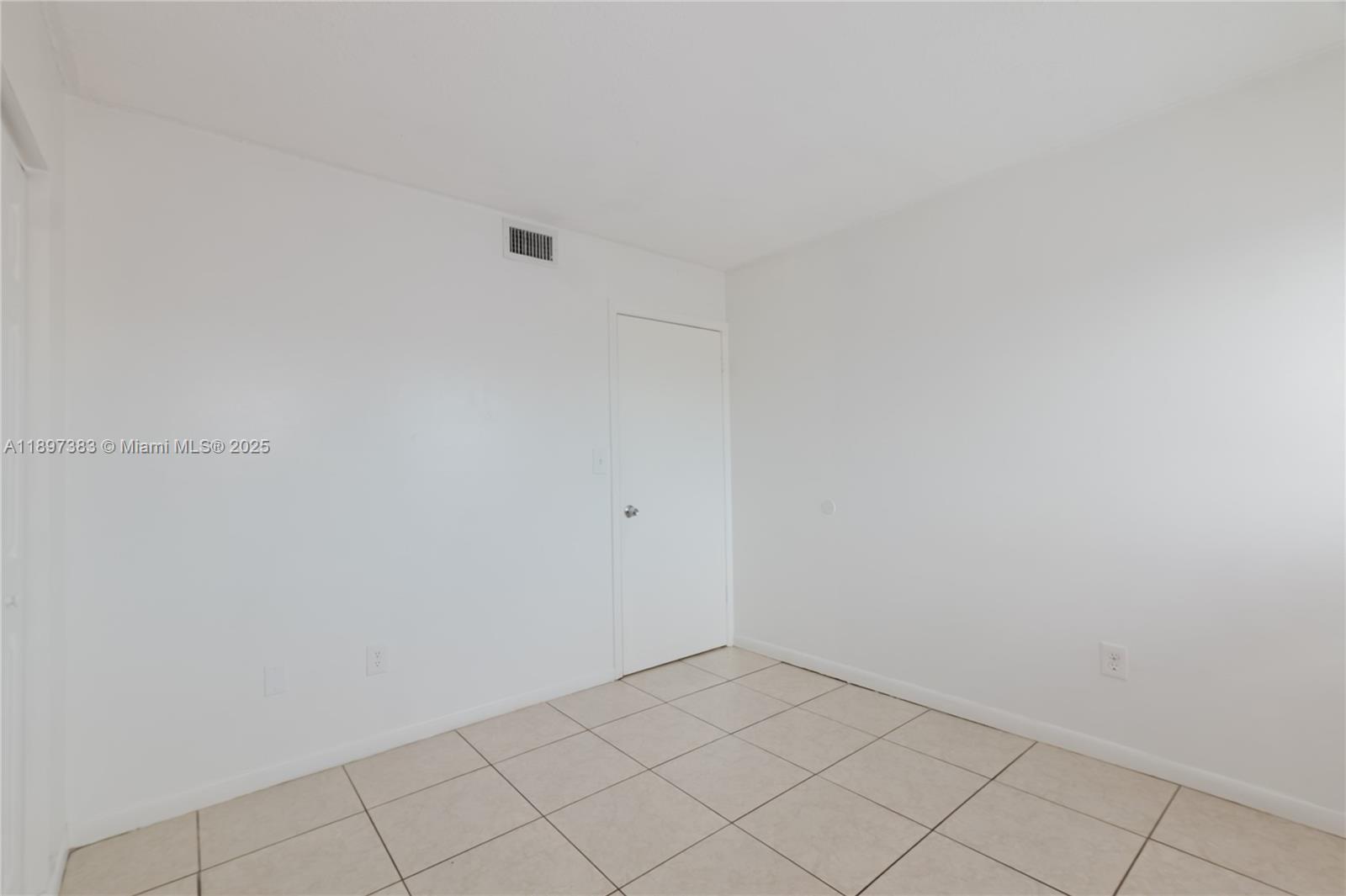 LAKEVIEW ESTATES CONDO - Residential Lease