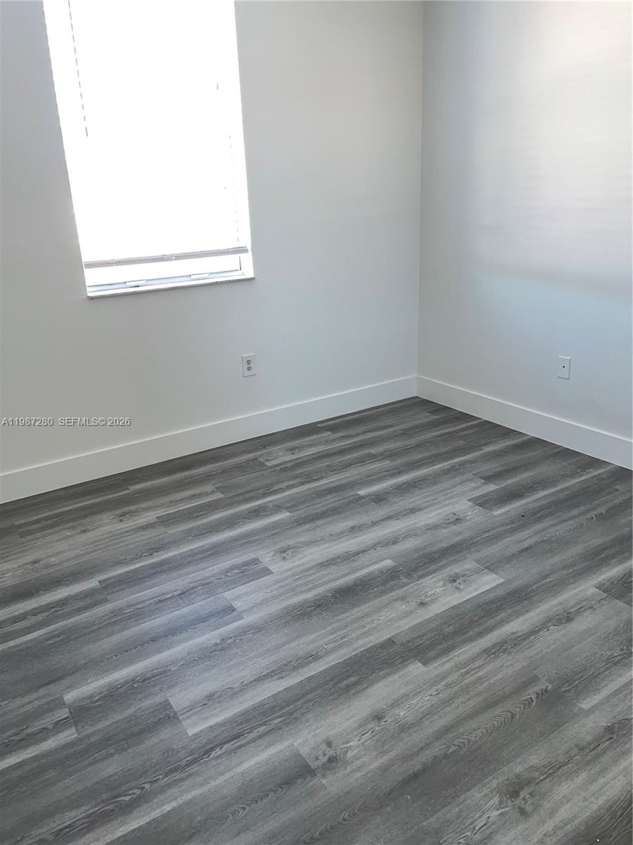 RIVERSIDE AT BISC NATL PK - Residential Lease