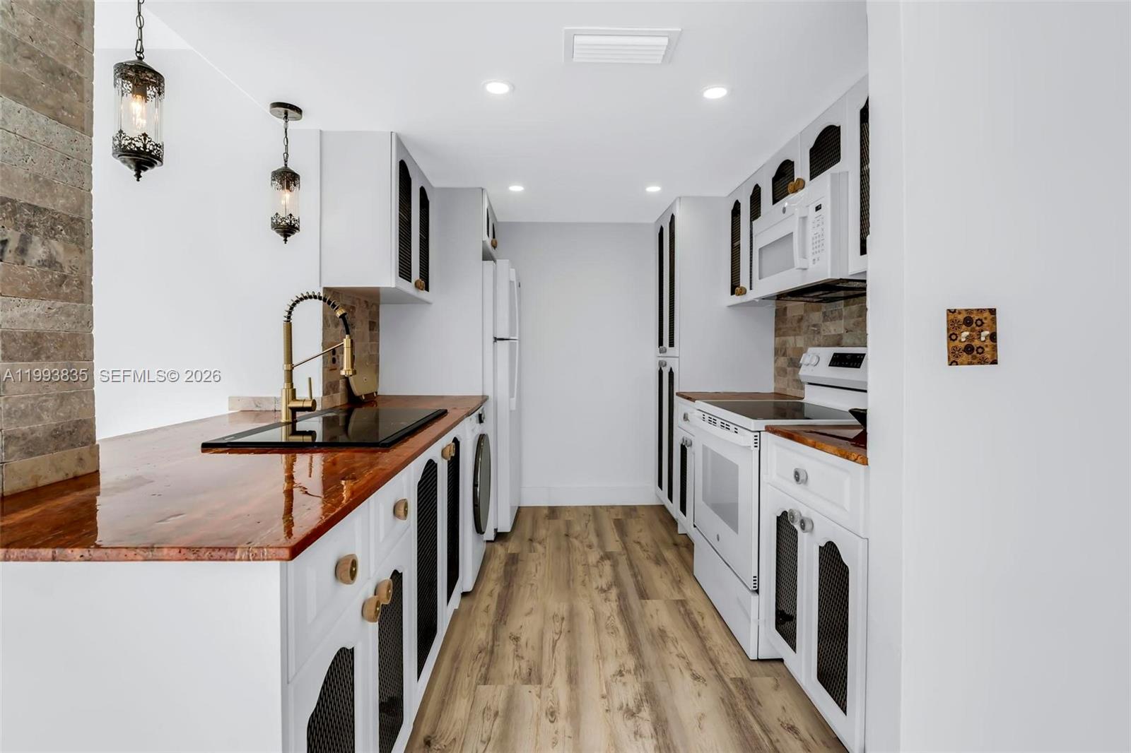 STAR LAKE ESTATES NO 29 C - Residential Lease