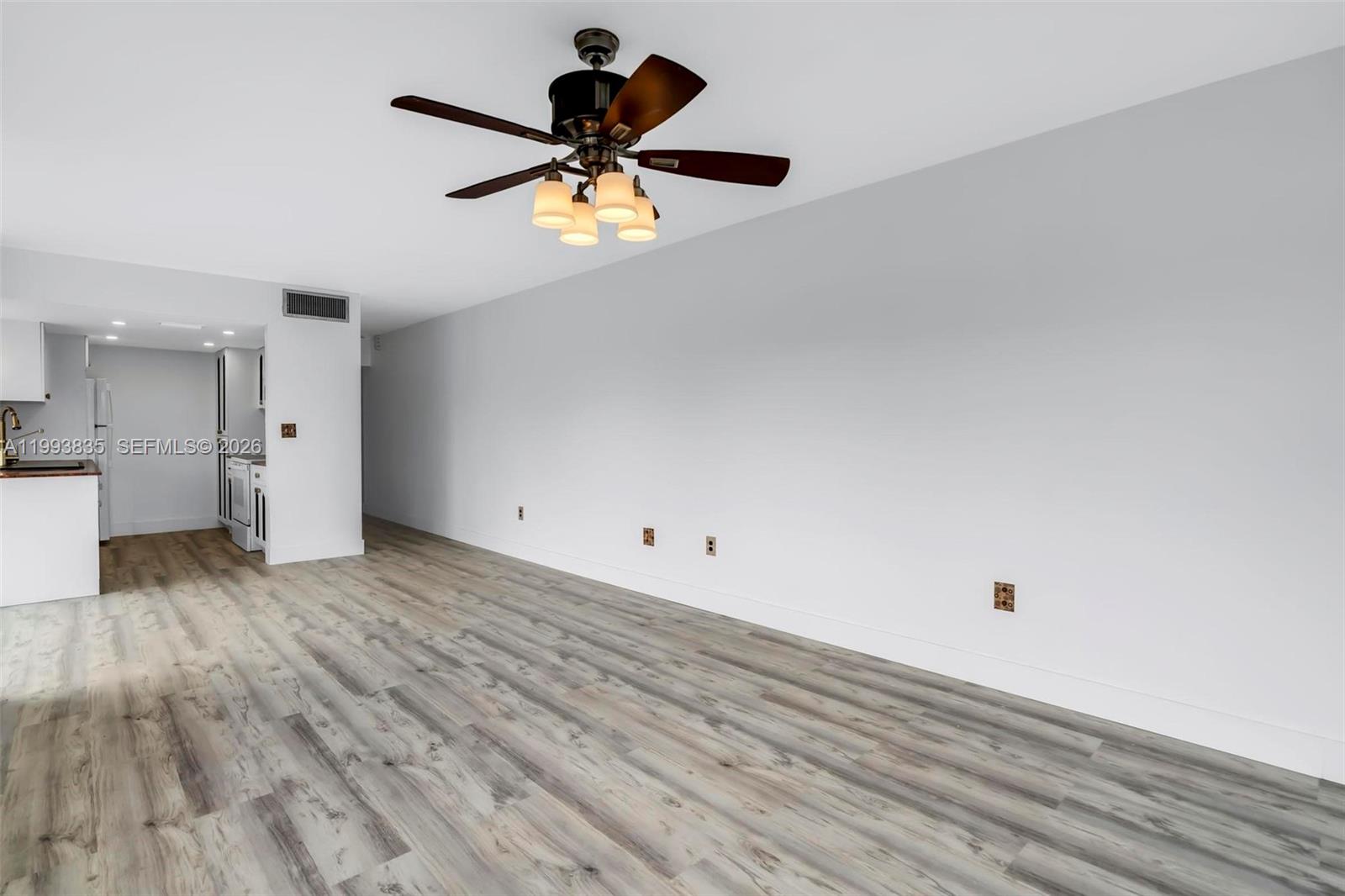 STAR LAKE ESTATES NO 29 C - Residential Lease