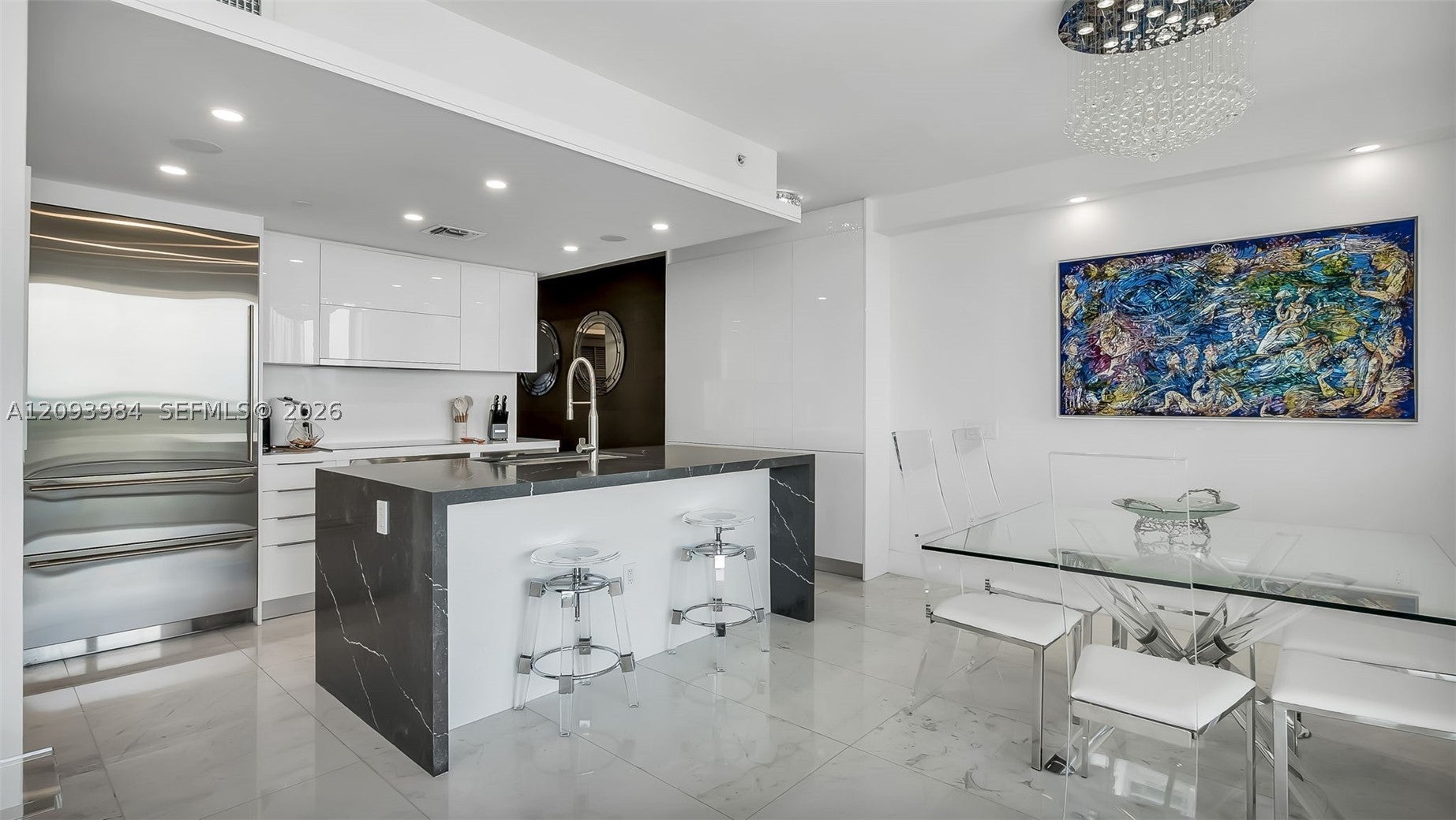 5875 Collins Ave 1707