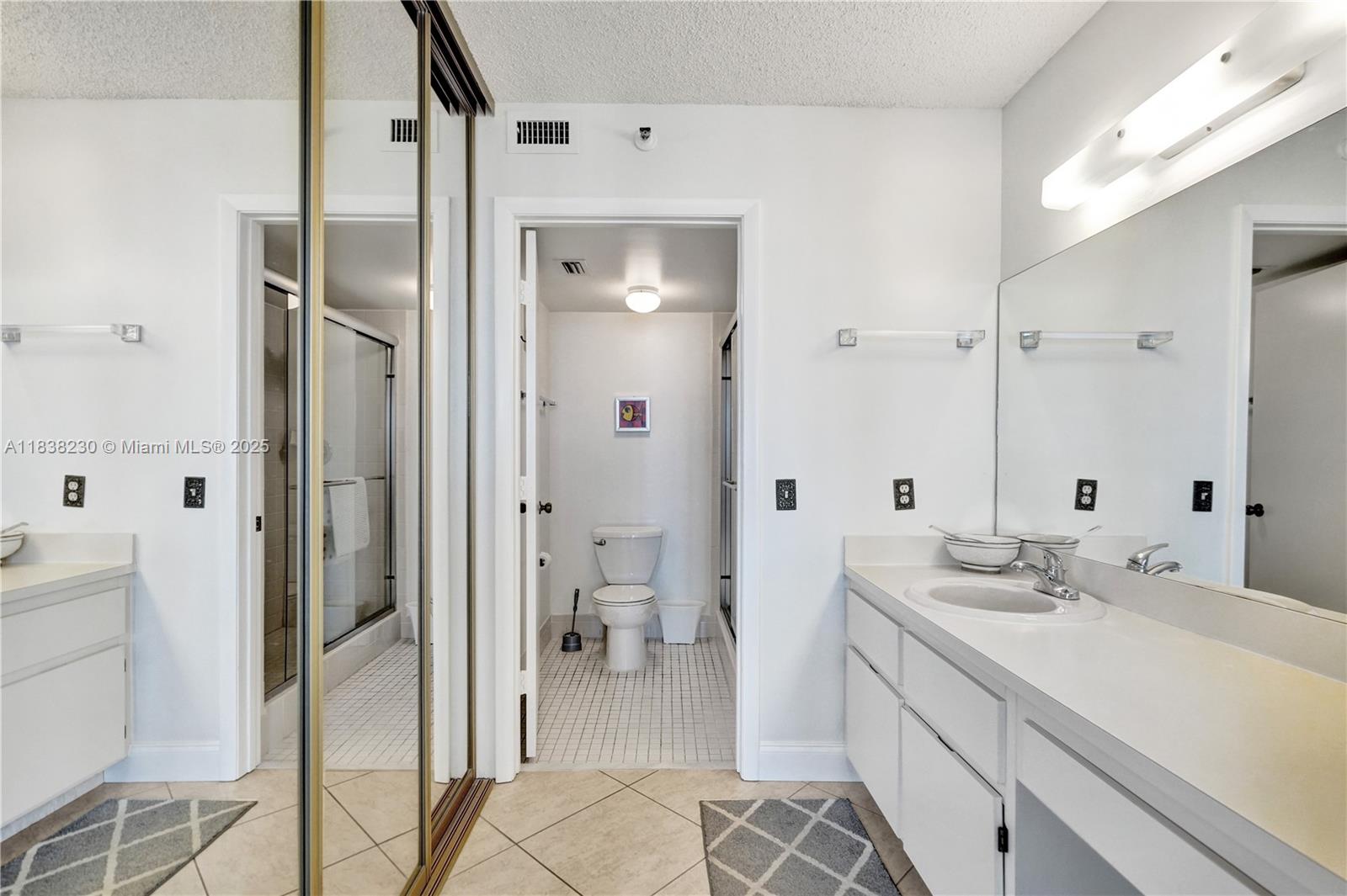 CYPRESS BEND CONDOMINIUM - Residential