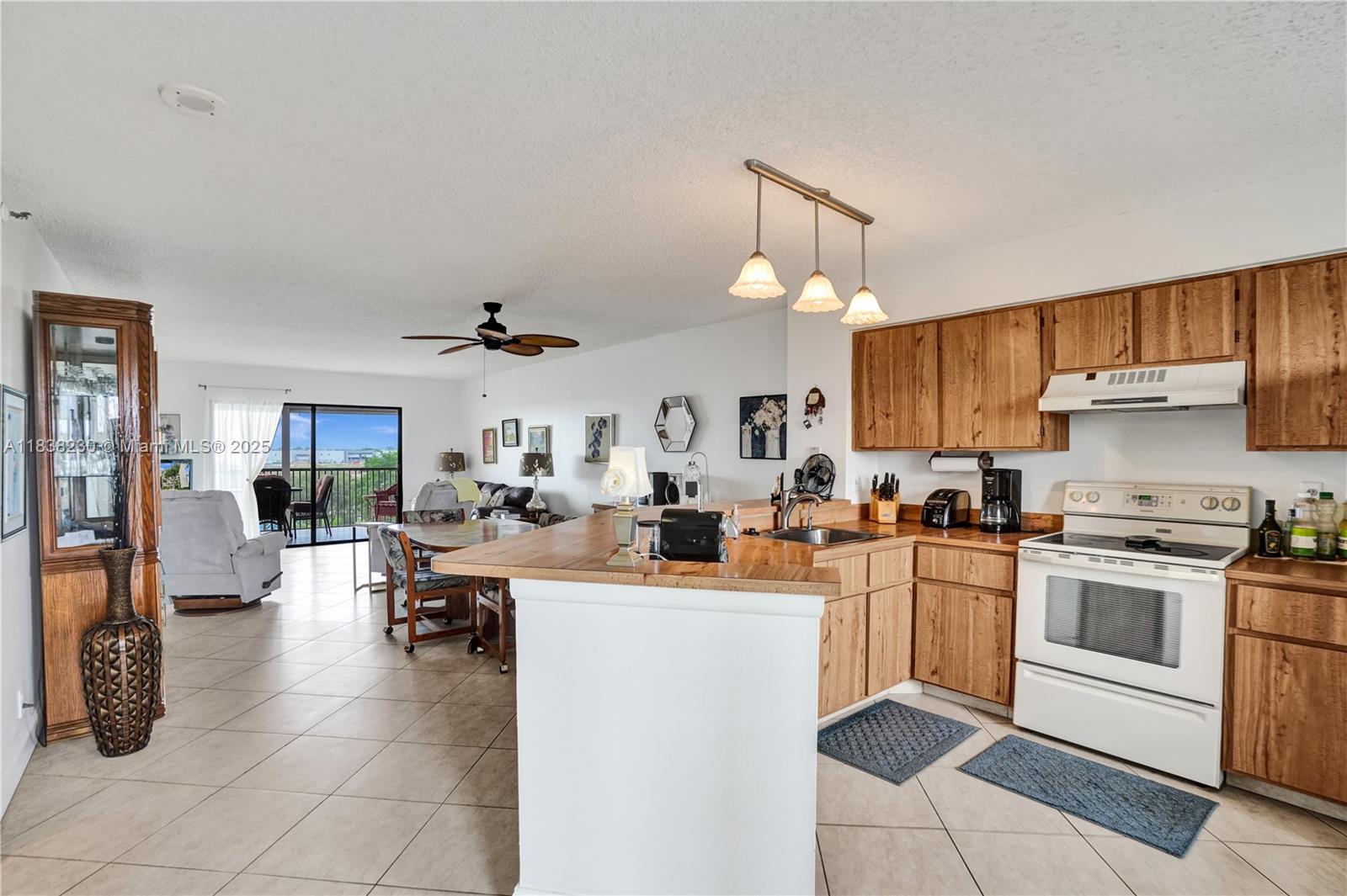 2215 Cypress Island Dr 707