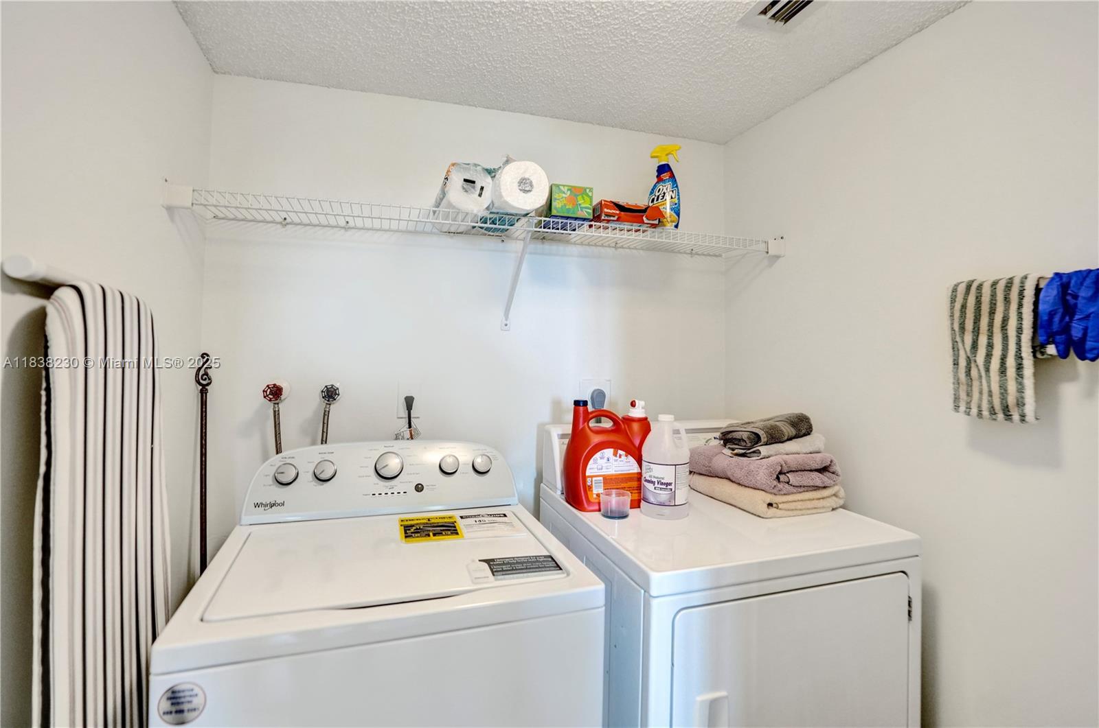 CYPRESS BEND CONDOMINIUM - Residential