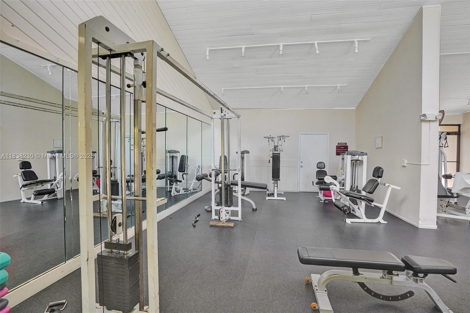 CYPRESS BEND CONDOMINIUM - Residential