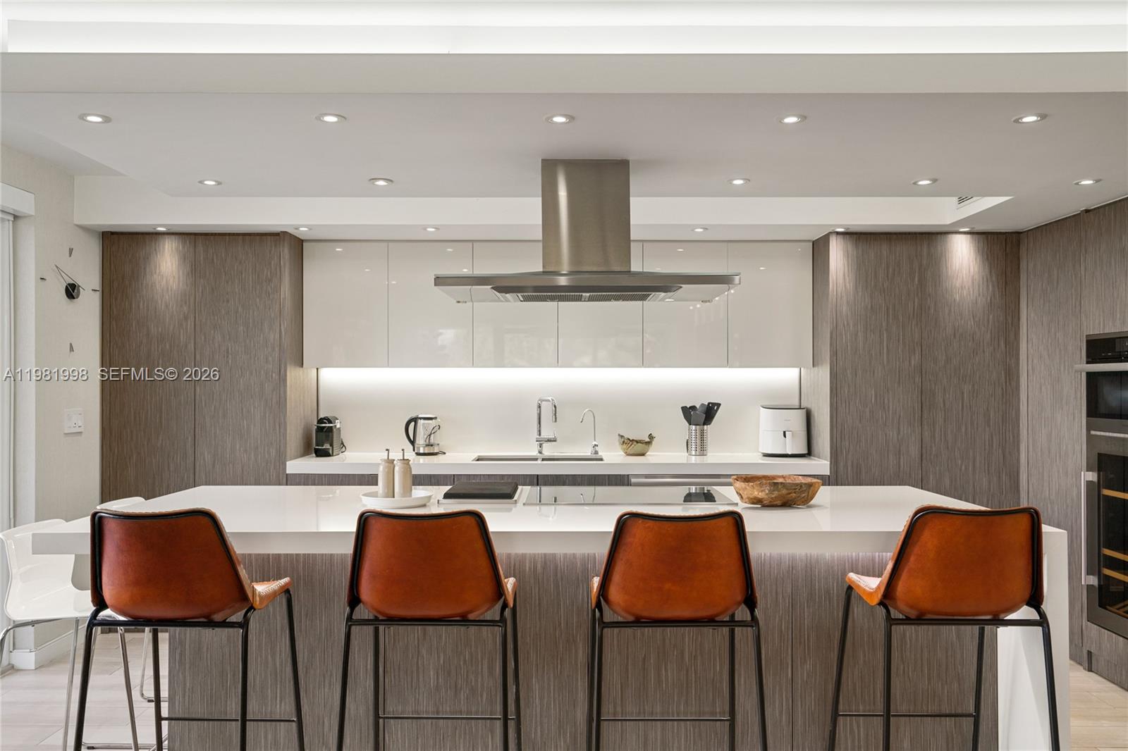 KEY BISCAYNES COMMODORE C - Residential Lease