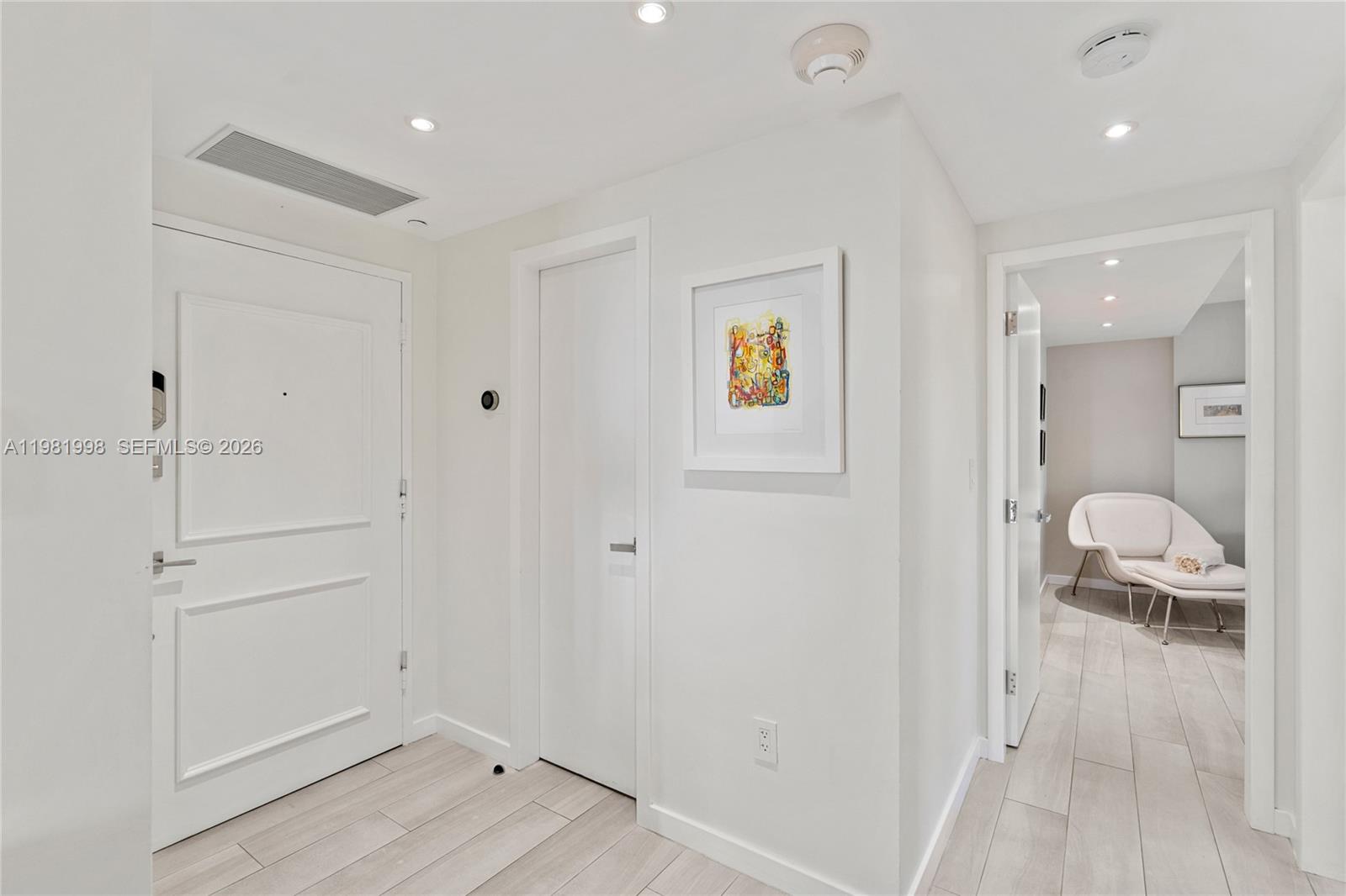 KEY BISCAYNES COMMODORE C - Residential Lease